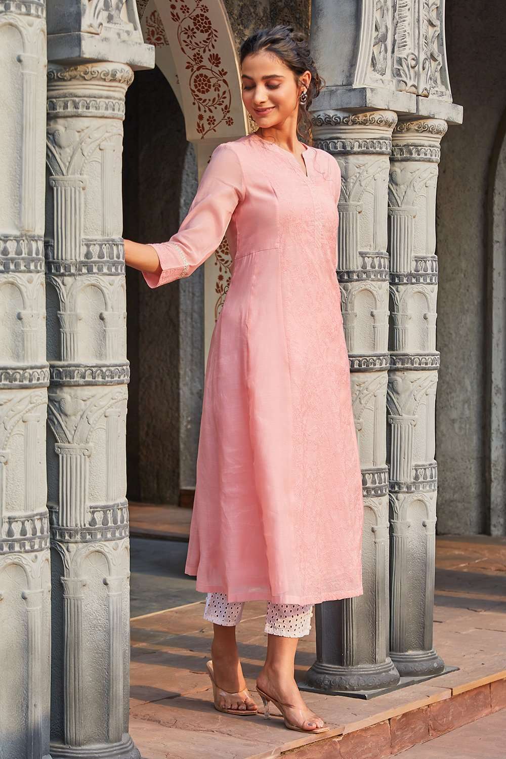Rose Pink Yard-Dyed Threadwork A-Line Kurta image number 4