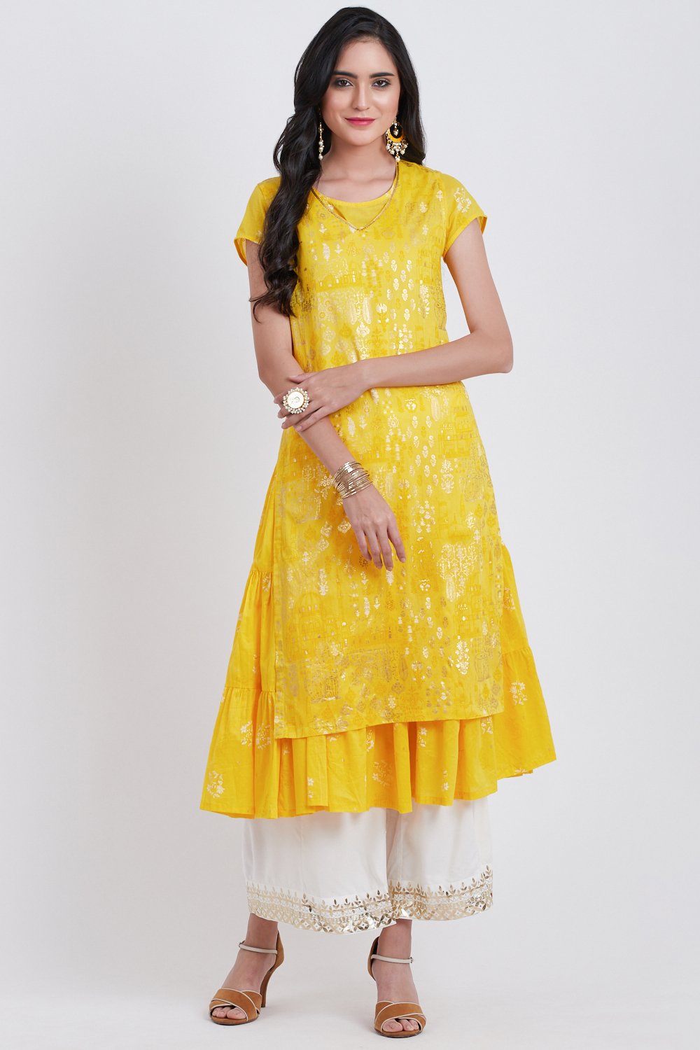 Yellow Cotton Flared Printed Kurta image number 3