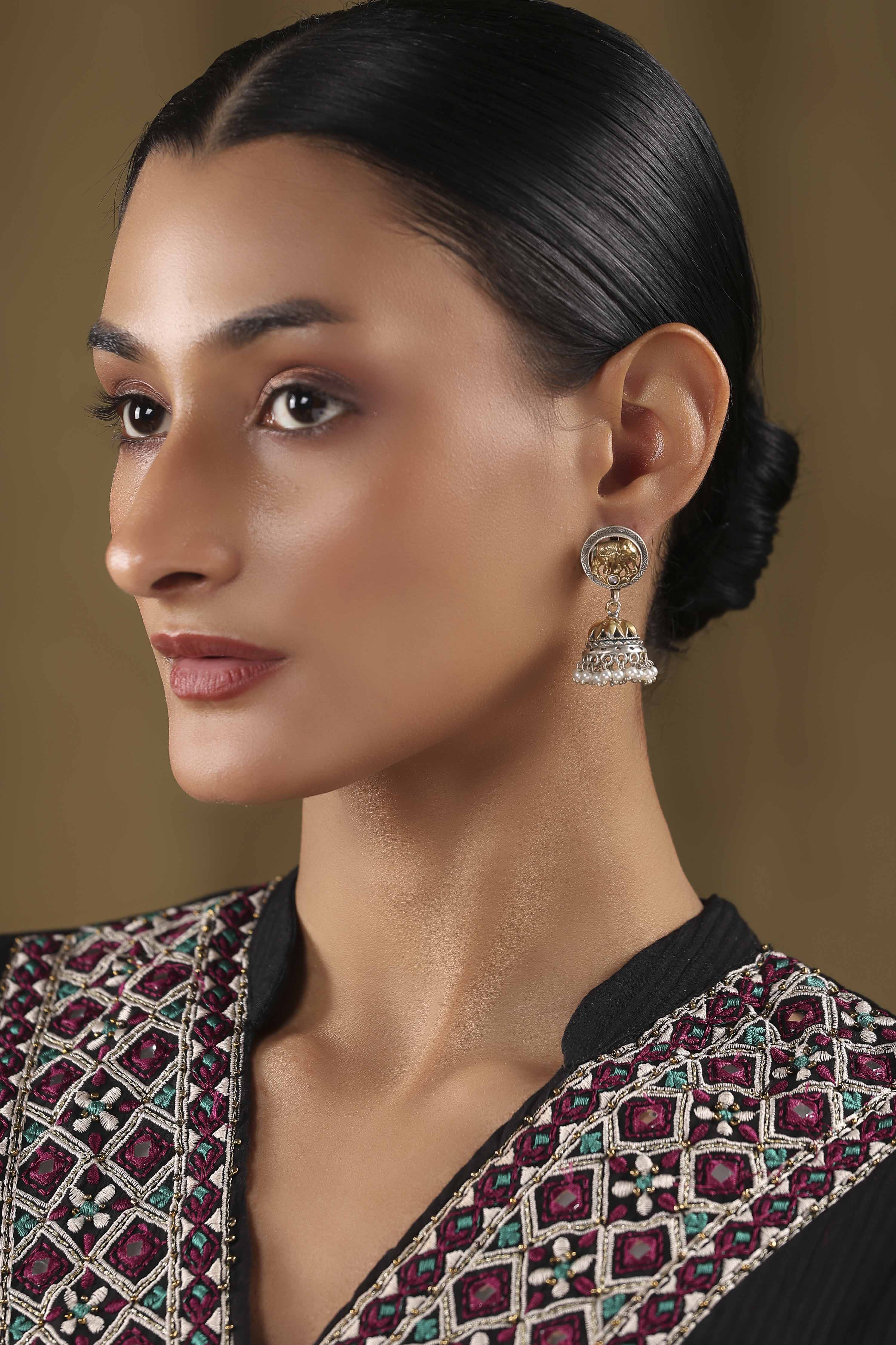 Oxidised Gold Brass Jhumka image number 3