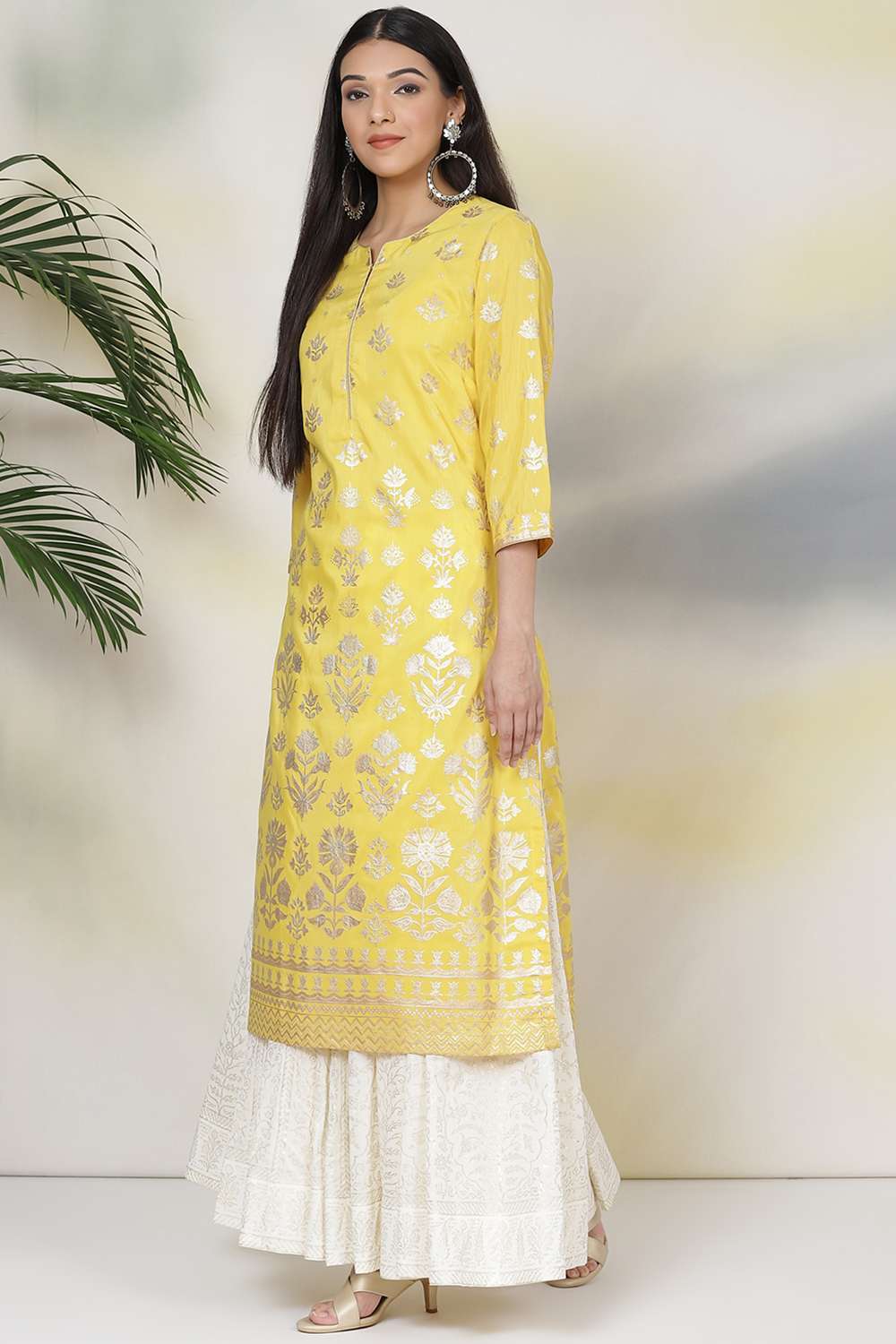 Yellow Art Silk Straight Printed Kurta image number 2