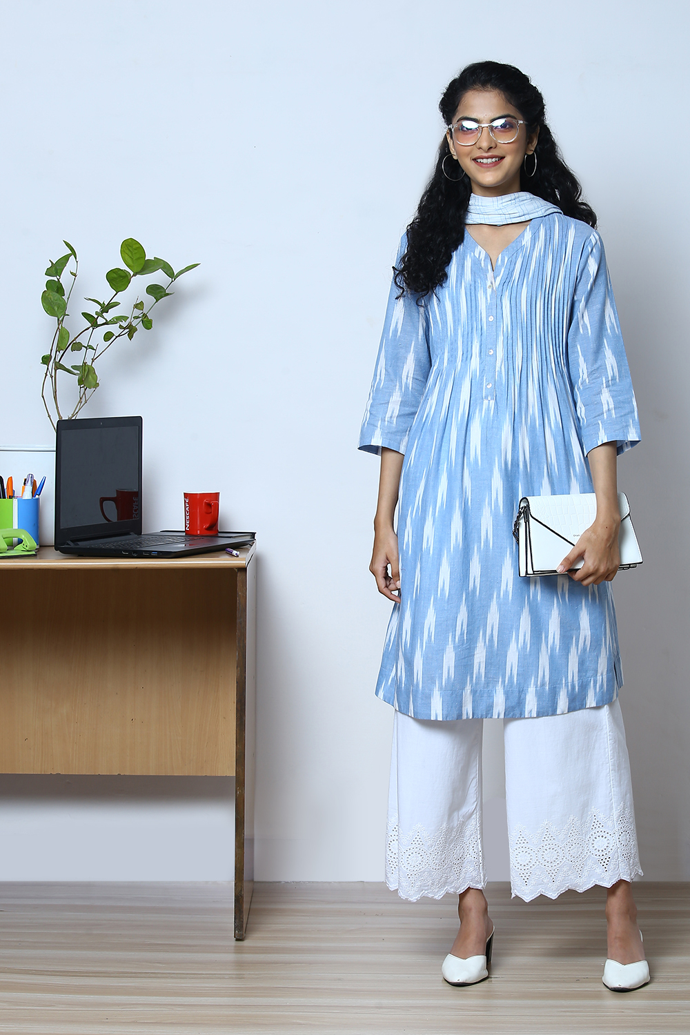 Ice Blue Cotton Straight Kurta Slim Pants Suit Set image number 4