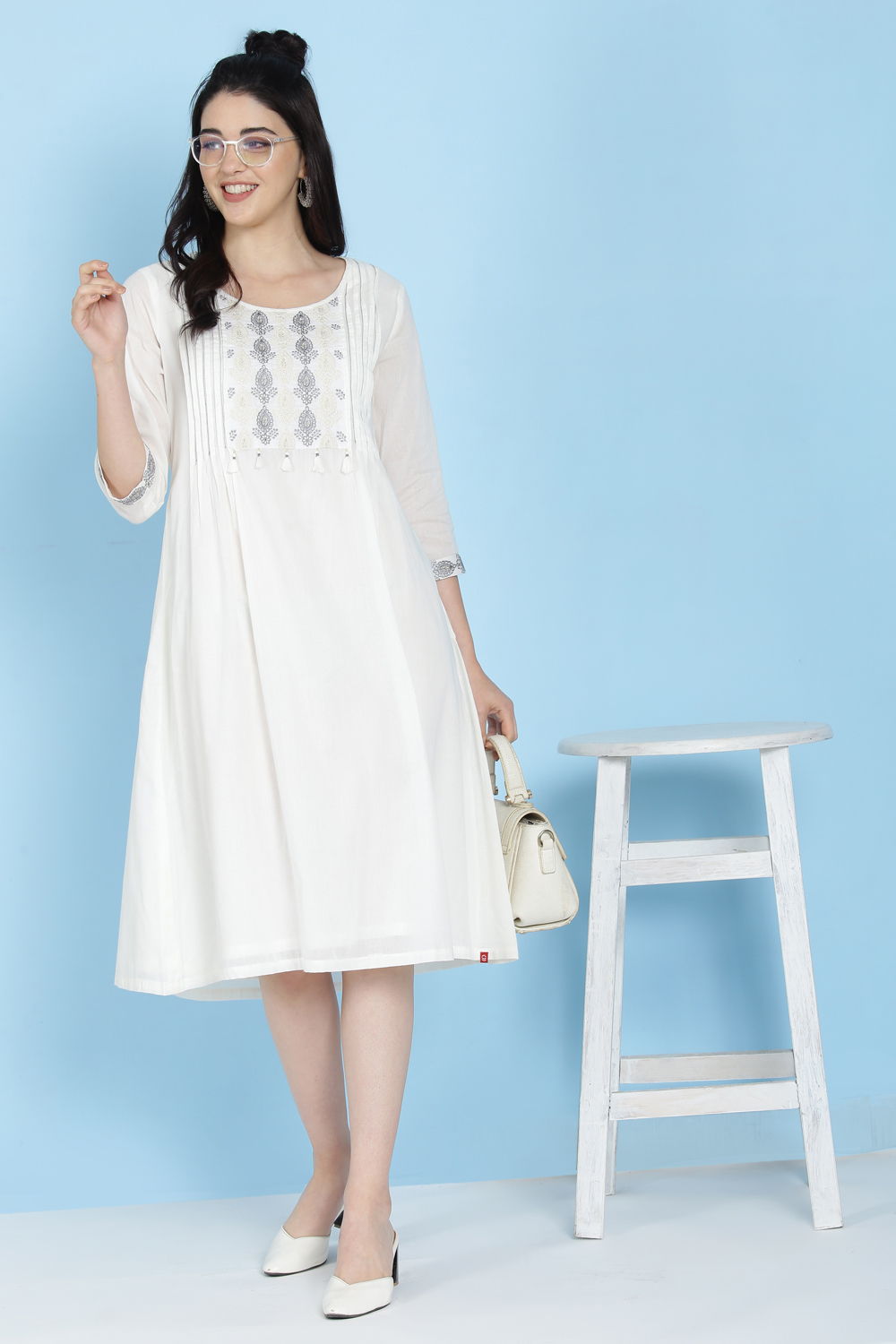 Cream Cotton A-Line Embroidered Kurta Dress image number 2