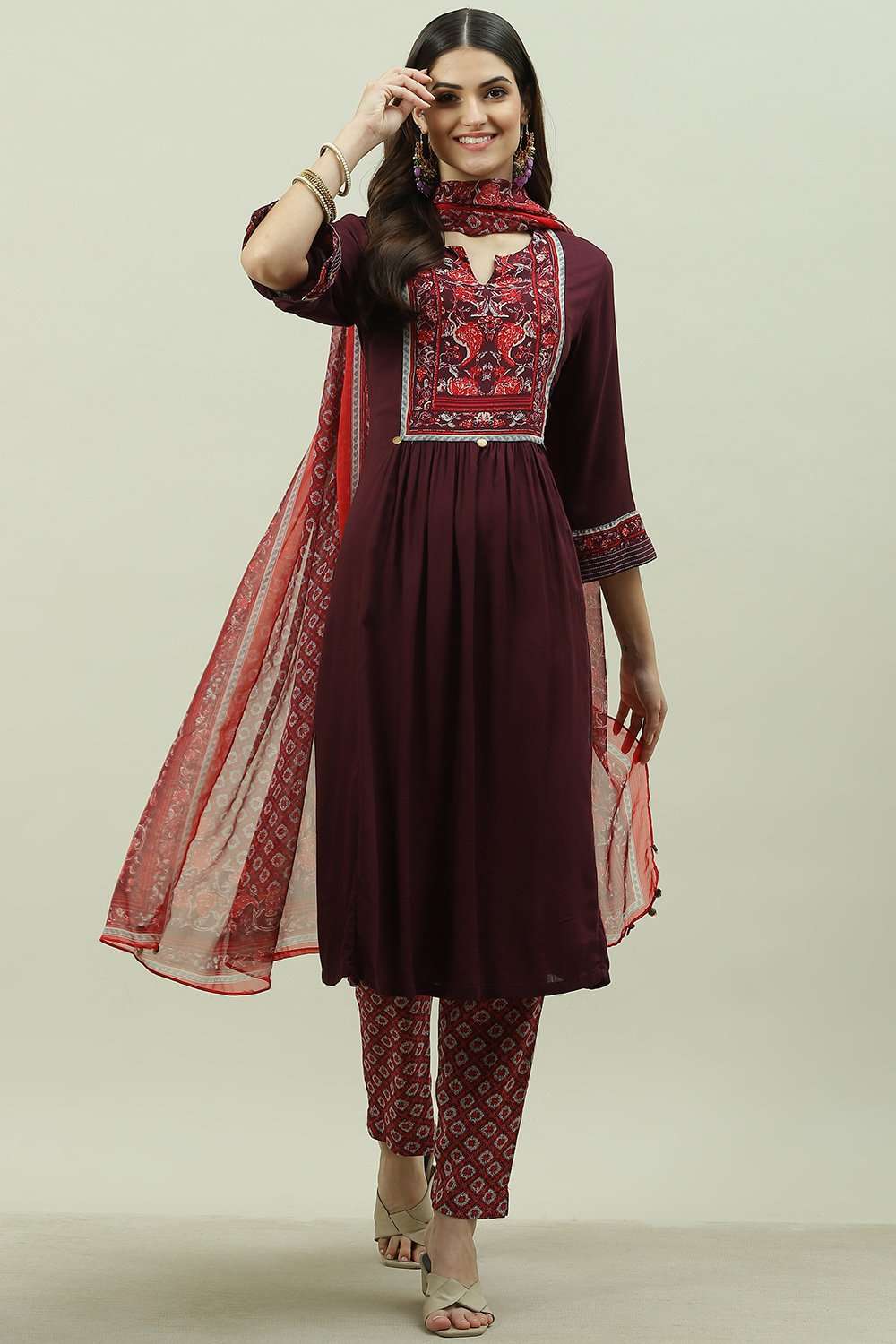 Jade Green Rayon A-Line Kurta Slim Pant Suit Set image number 0