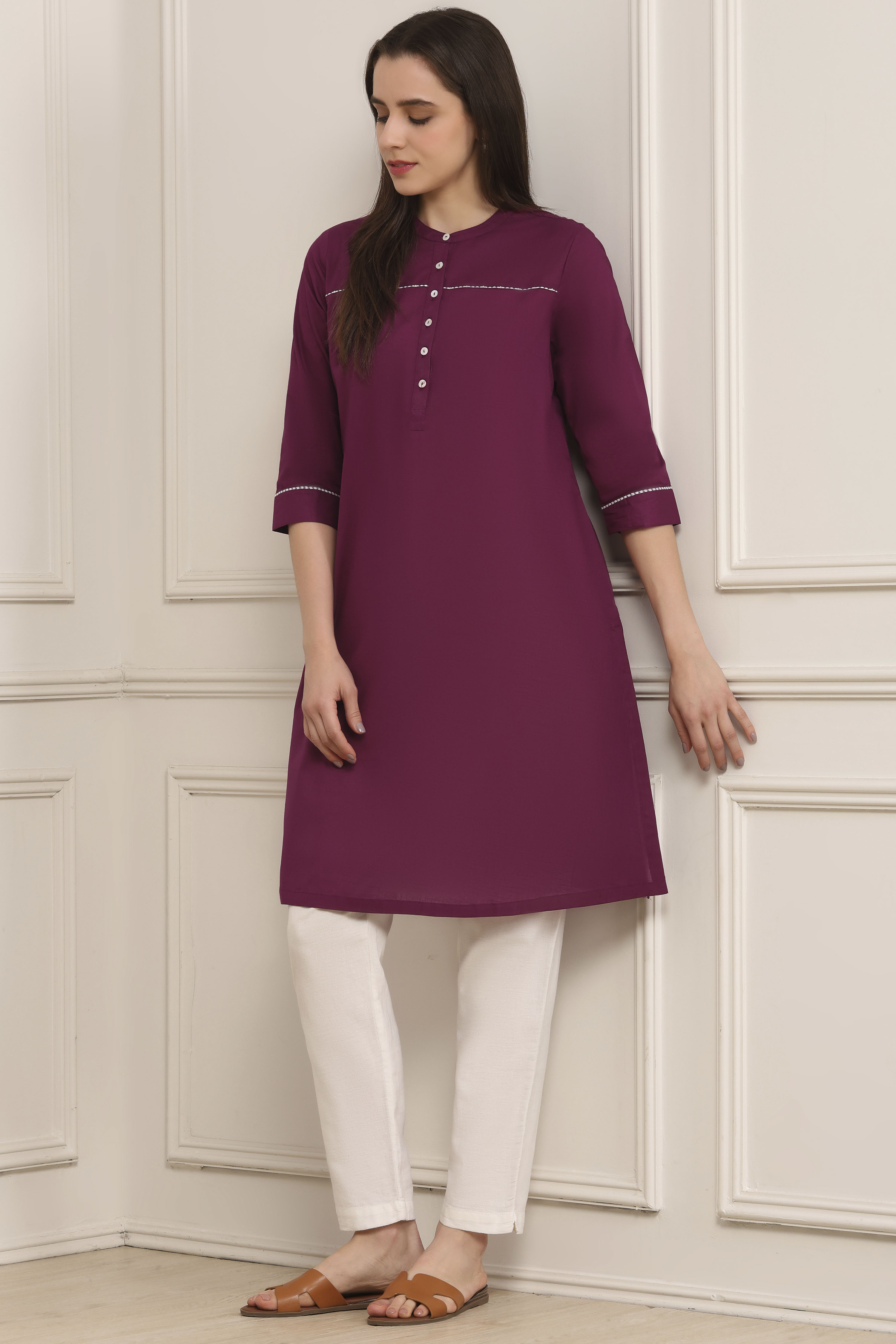 Wine Cotton Solid Straight Kurta image number 0