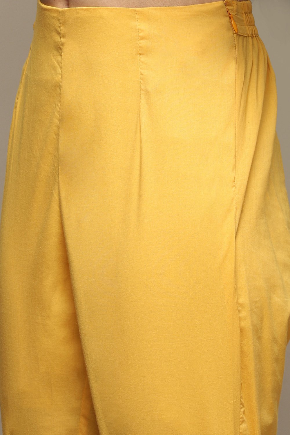 Yellow Straight Kurta Pants Suit Set image number 2