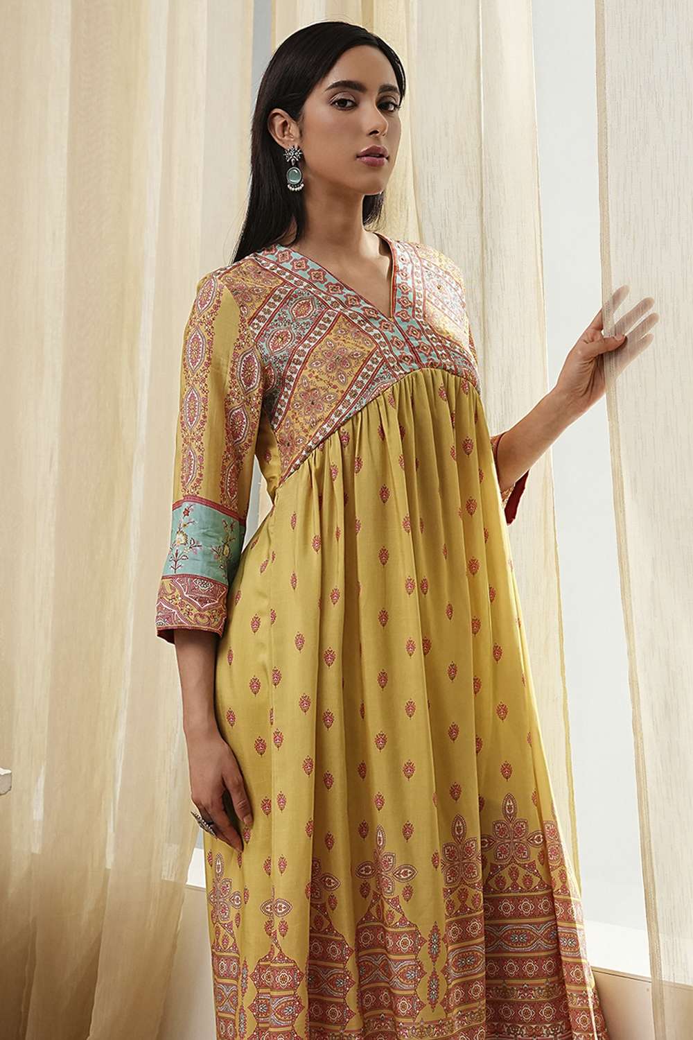 Green Modal Blend Gathered Printed Fusion Set image number 7