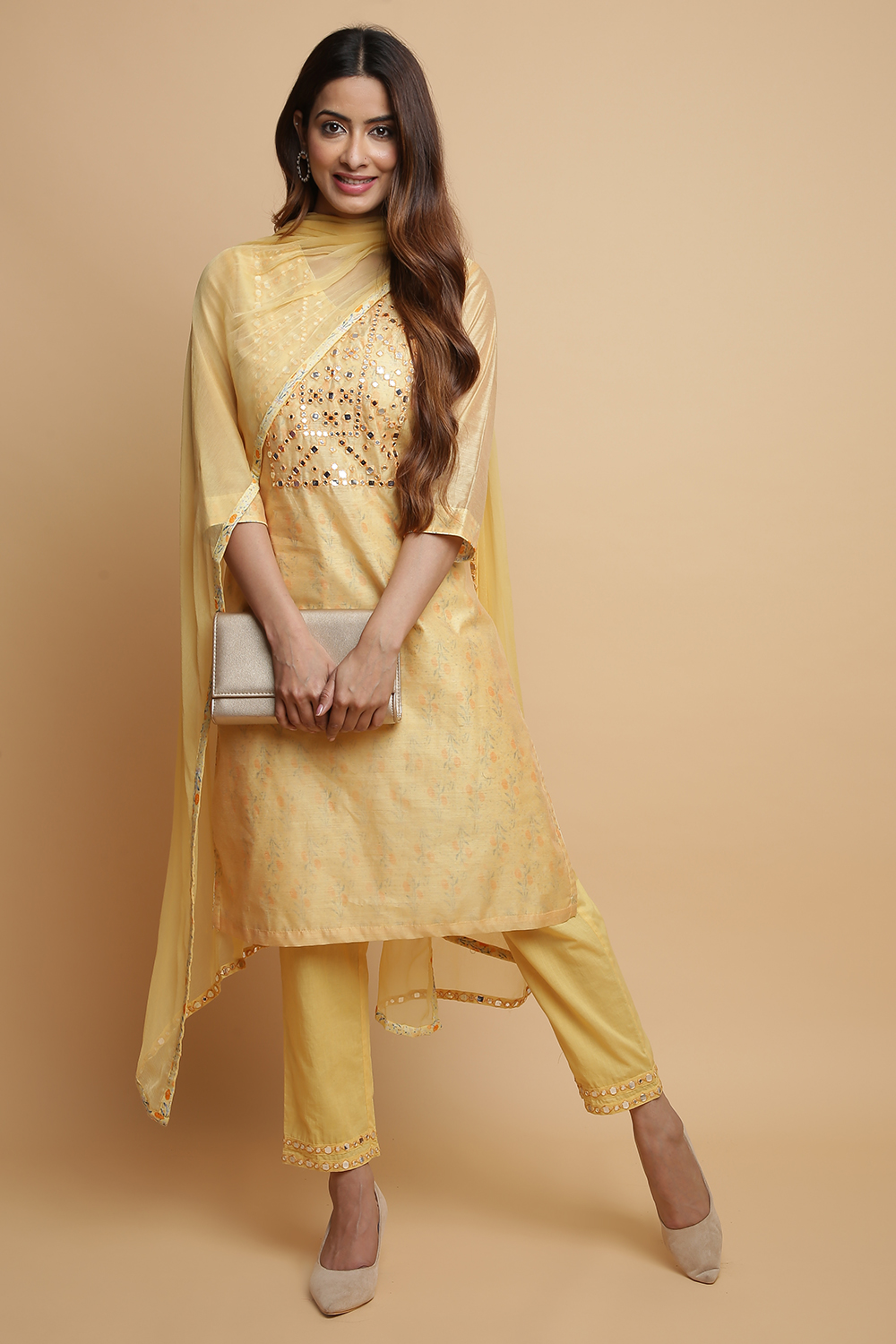 Off White Art Silk Straight Kurta Regular Pant Suit Set image number 3