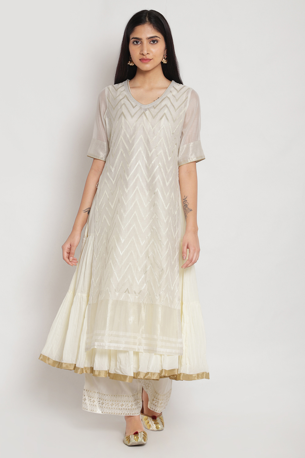 Off White Poly Metallic Cotton Yarndyed Kurta image number 0