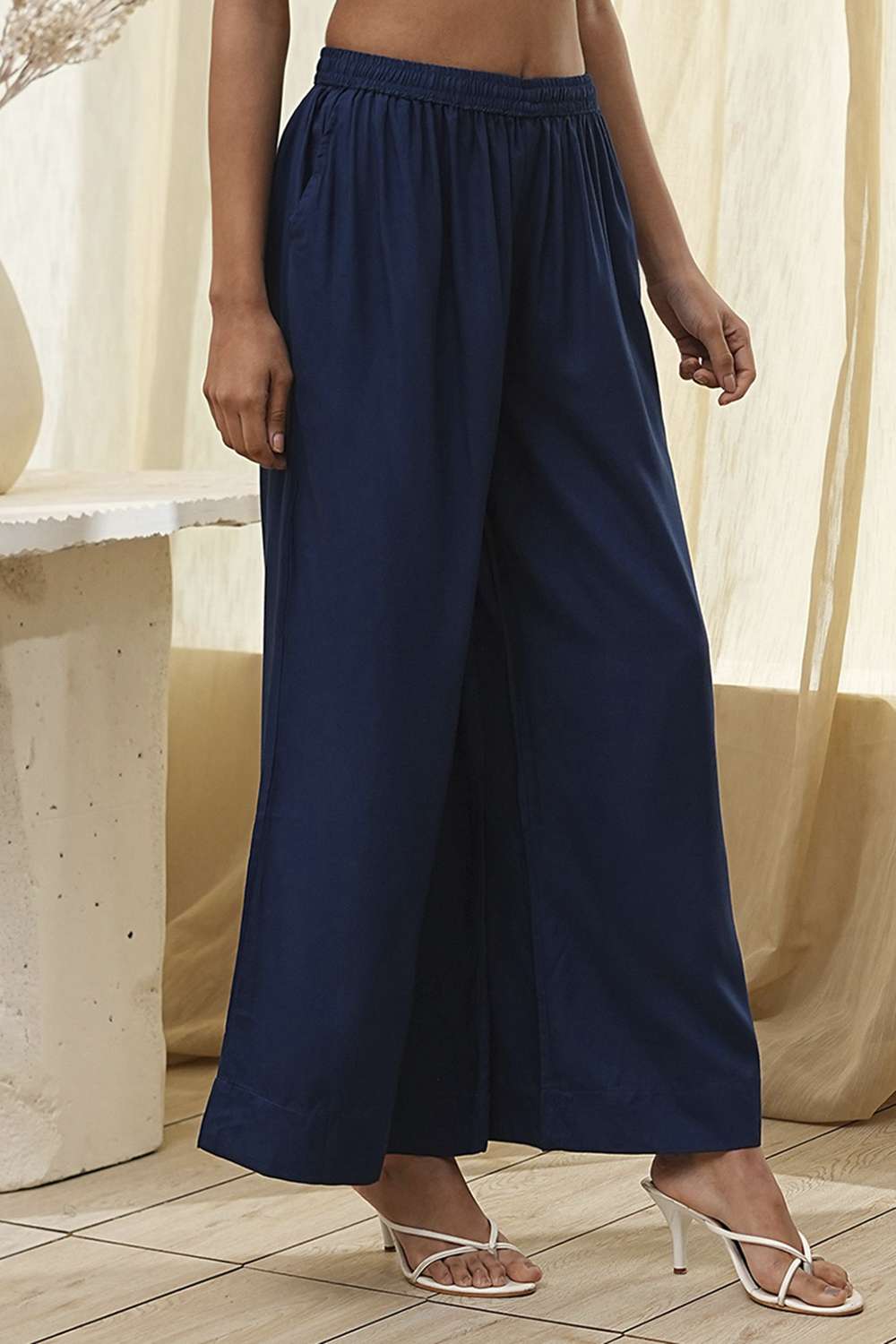 Navy Blue Viscose Solid Straight Palazzos image number 3