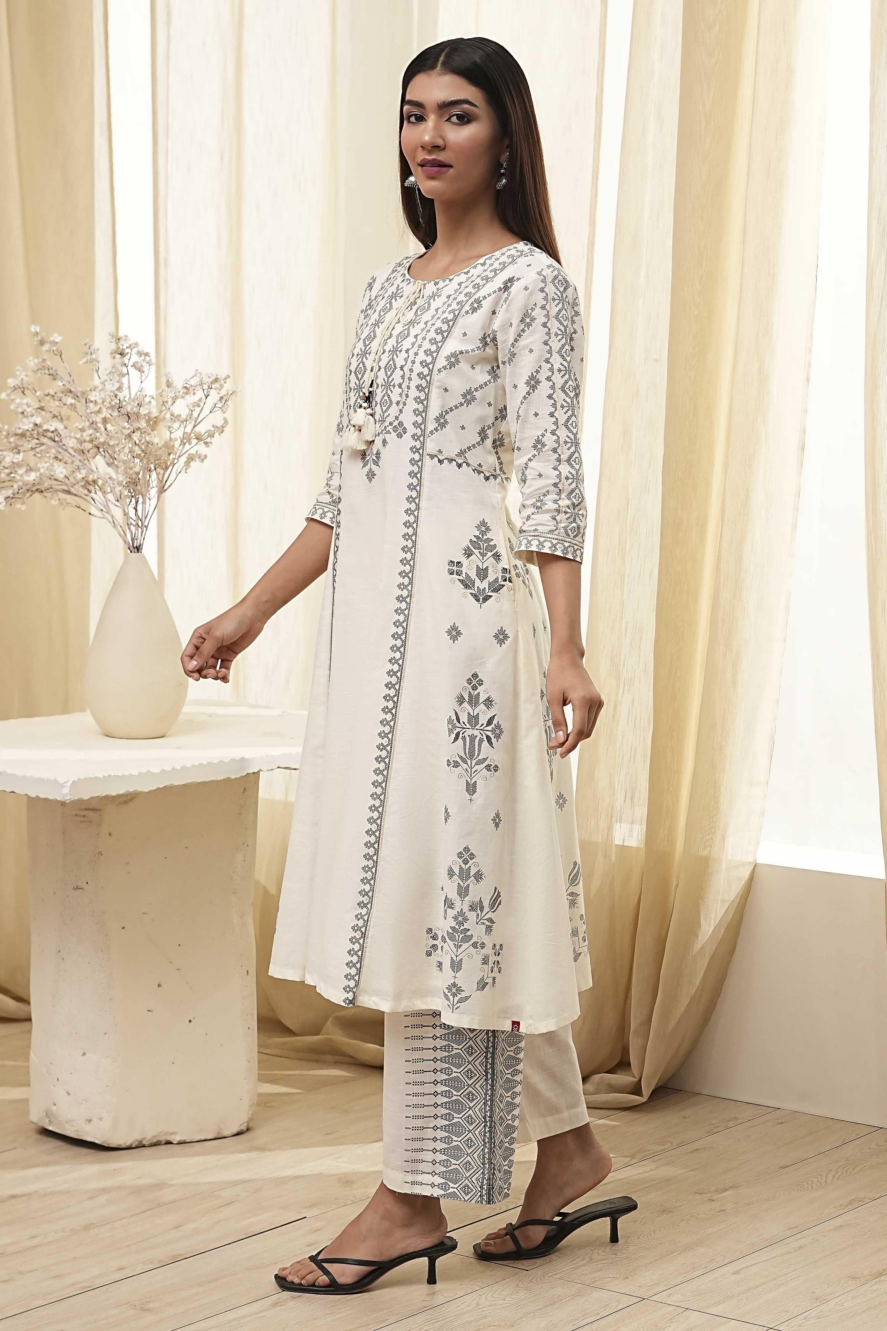 Off-White Pure Cotton Printed A-line Kurta Set image number 3