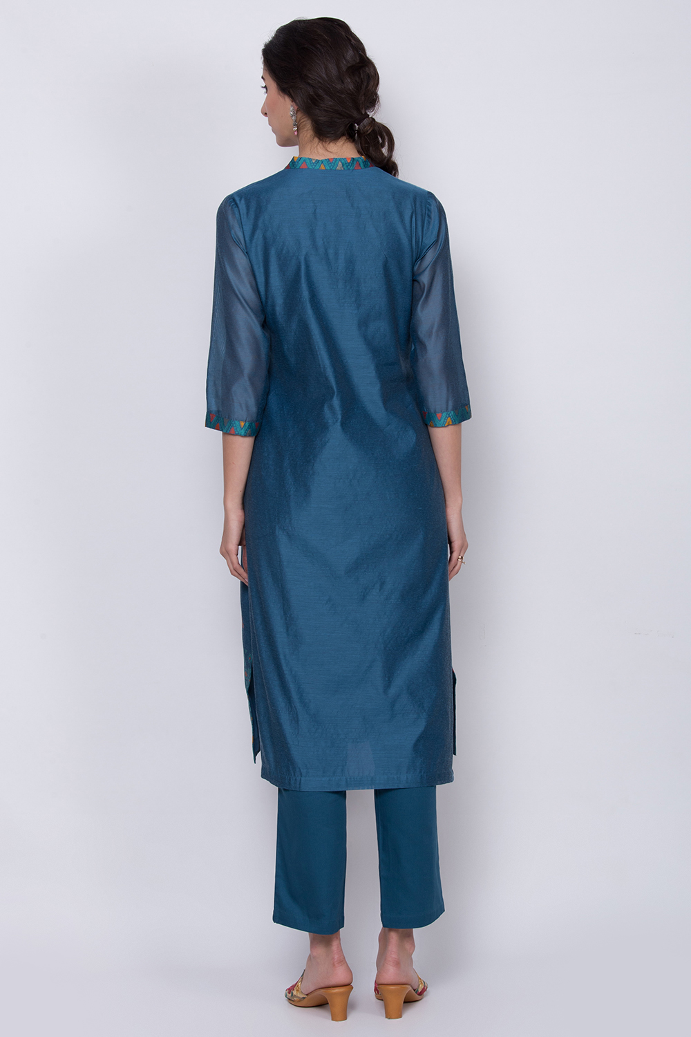 Blue Poly Cotton Straight Kurta Pant Suit Set image number 4