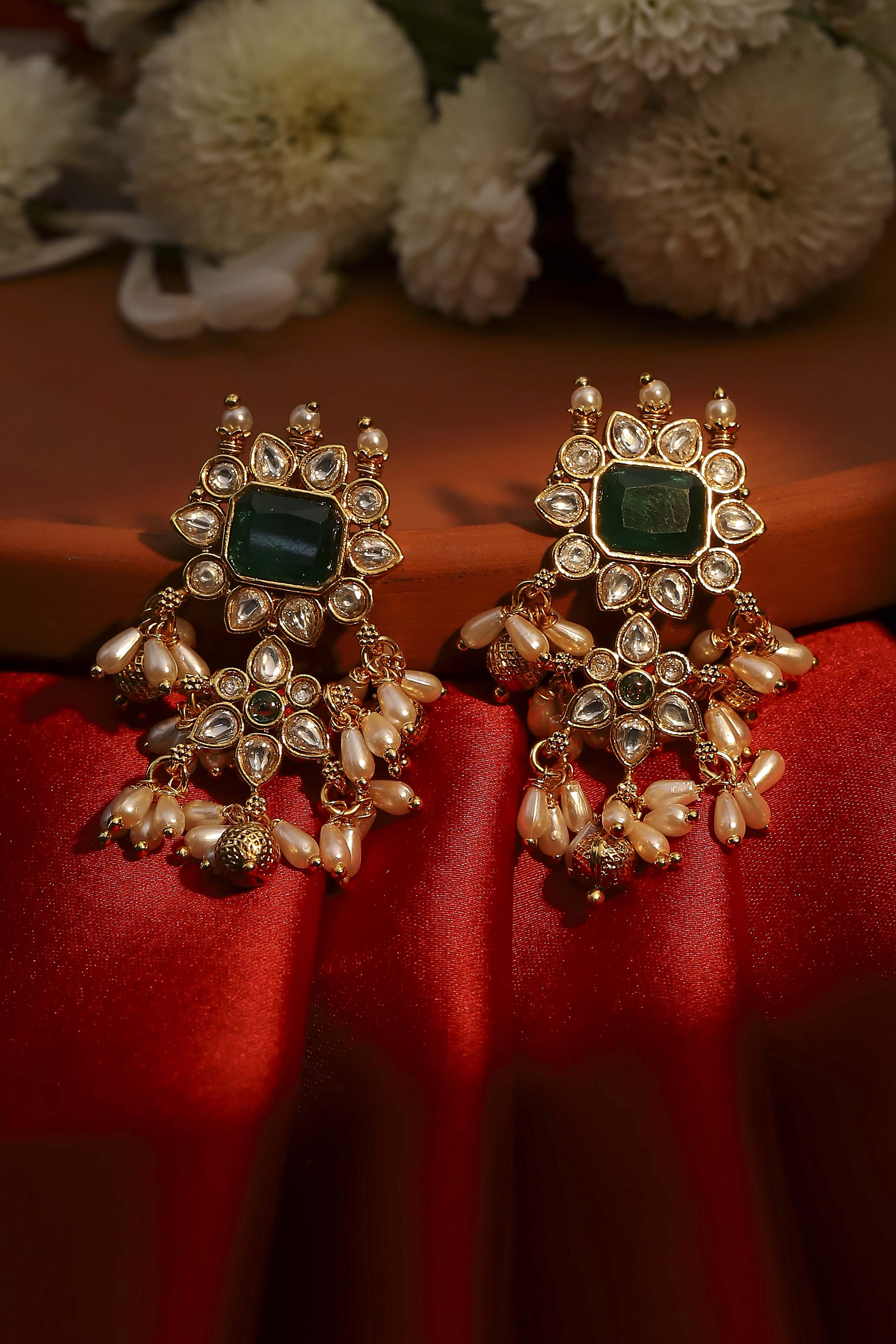 Green Textured Earrings image number 0