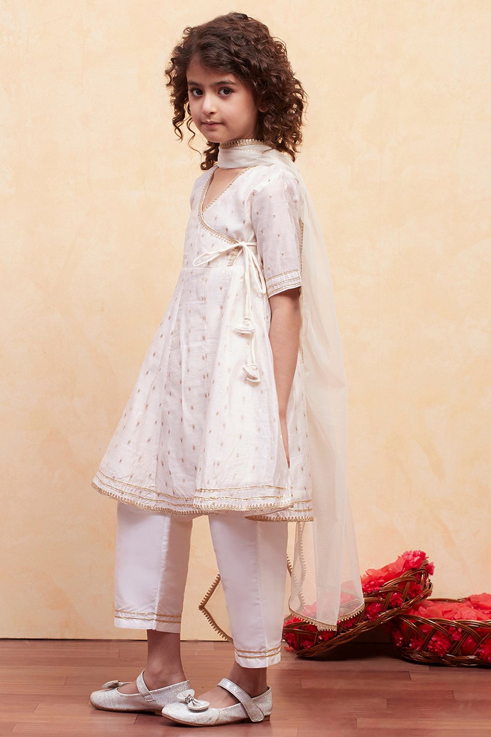 White Polyester Anarkali Suit Set image number 3