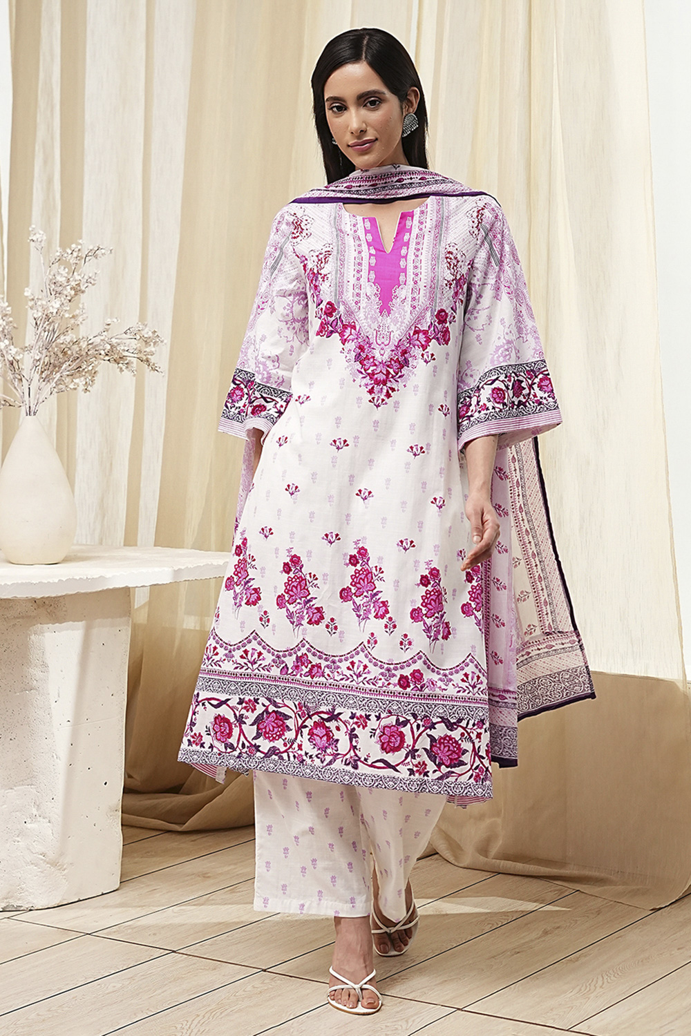White and Pink Cotton Printed Straight Suit Set image number 6