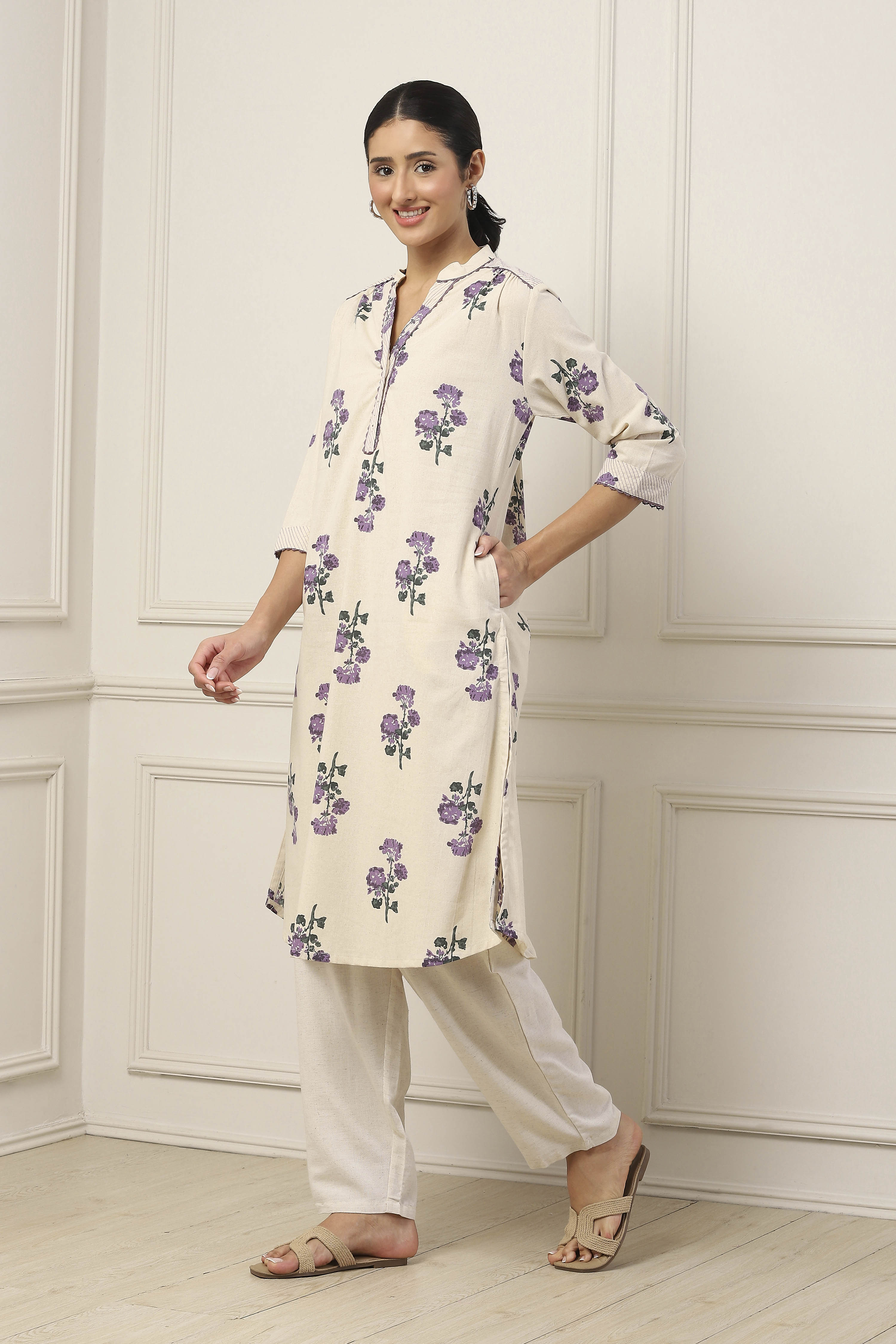 Purple Cotton A Line Kurta image number 2