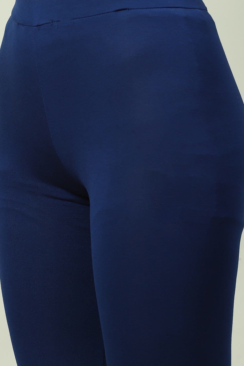 Black Viscose Lycra Solid Leggings image number 1