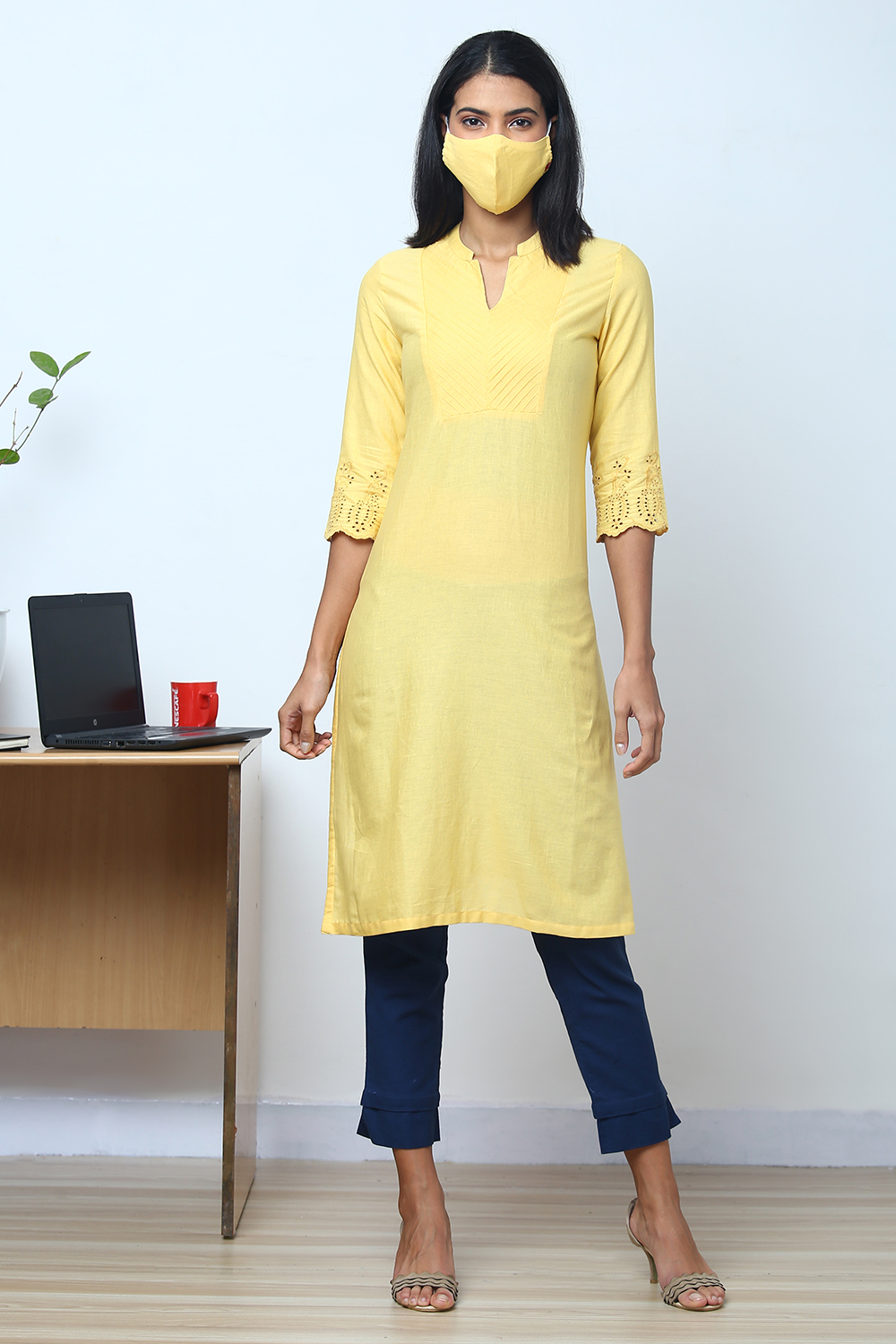 Yellow Cotton Flax Straight Kurta image number 2