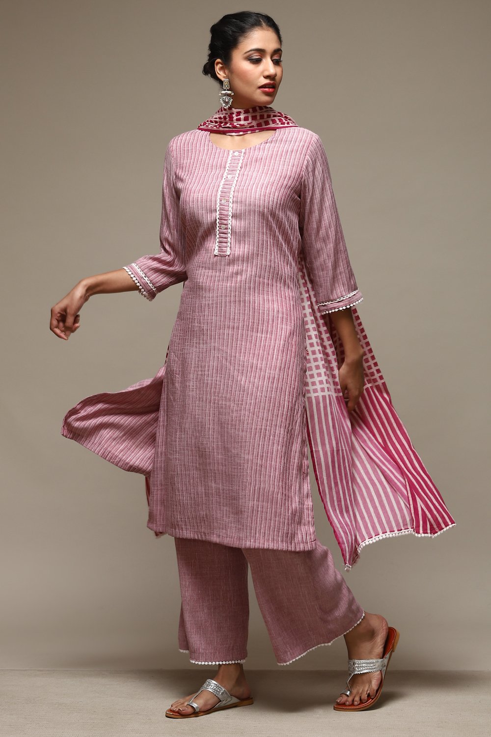 Magenta Cotton Blend Straight Kurta Palazzo Suit Set image number 5