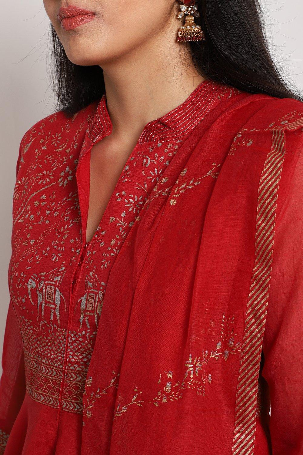 Red Straight Kurta Churidar Suit Set image number 1