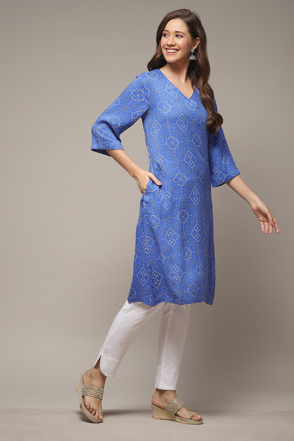 Pink Viscose Straight Printed Kurta image number 4