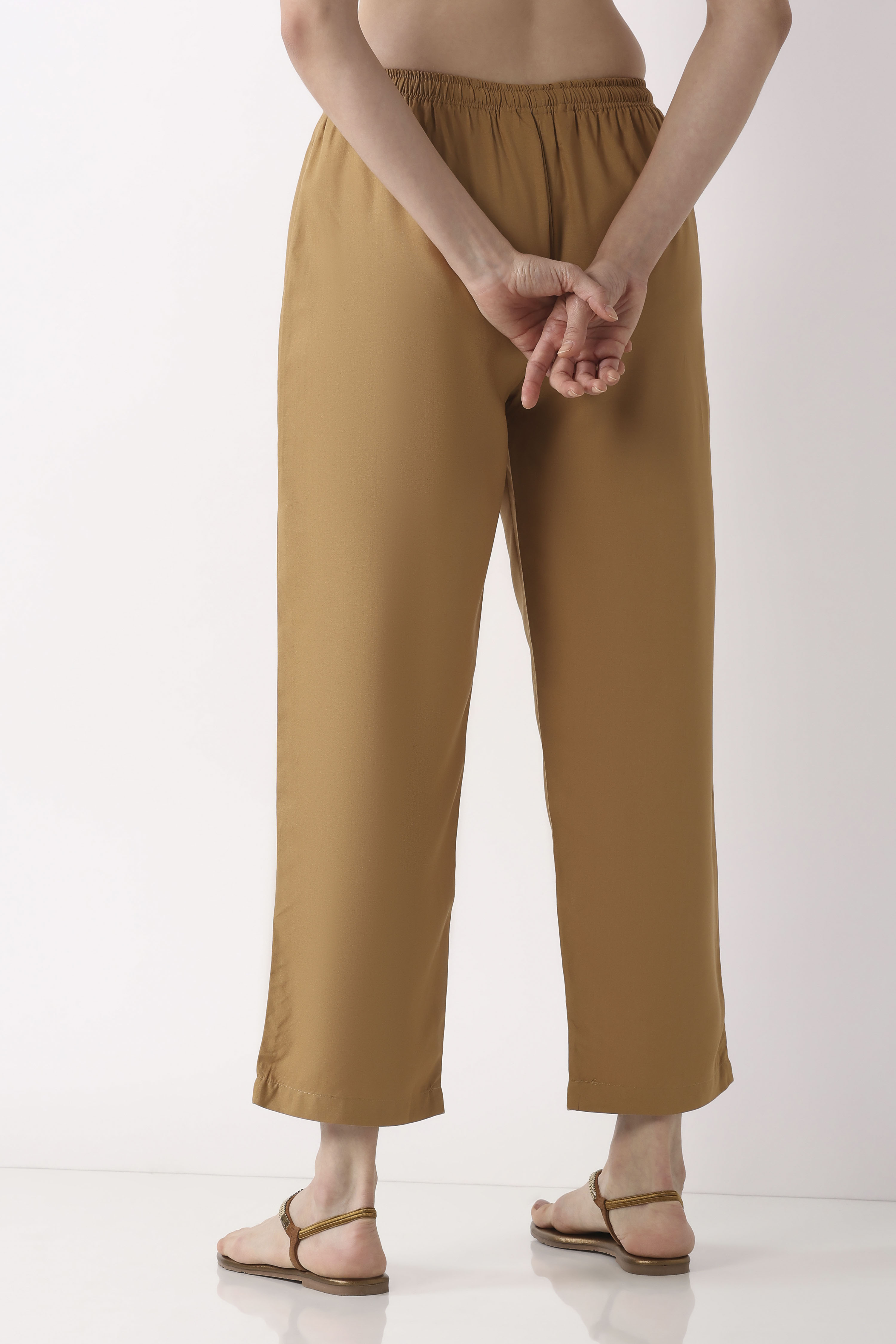 Green-Maroon Viscose Rayon Relaxed Solid Pants image number 5