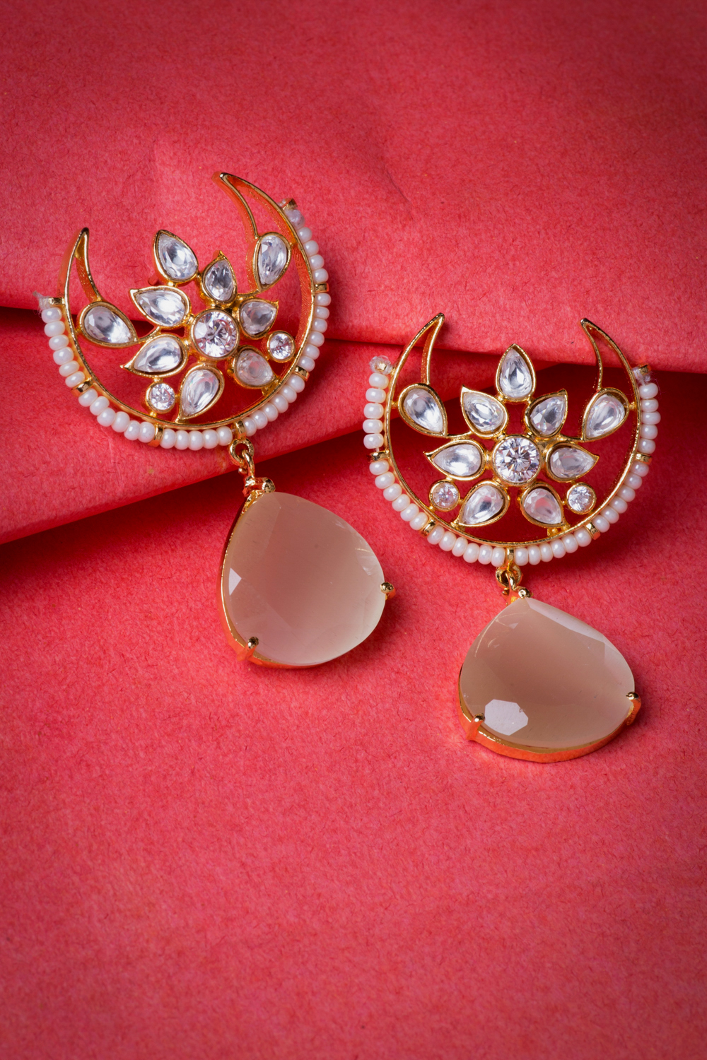 Chand Shaped Kundan Work Earrings With Peach Mona Lisa Drops image number 0
