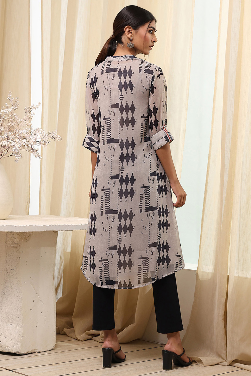 Grey Polyester Straight Kurta Pants Set image number 3