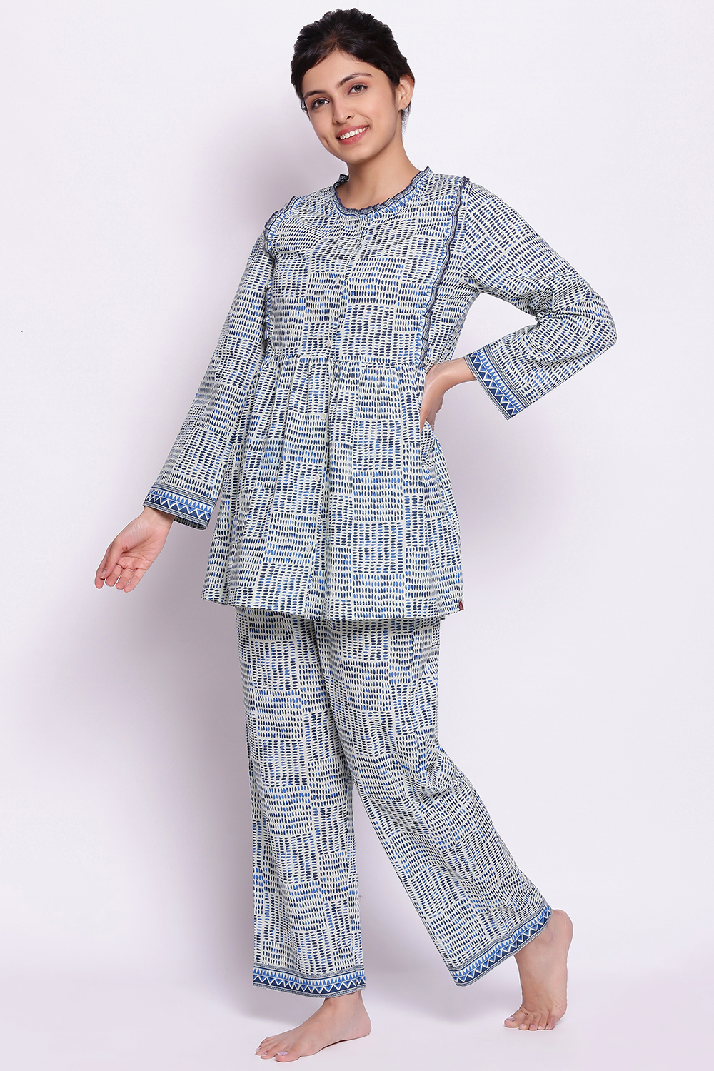 Blue Cotton Printed Loungewear Set image number 3