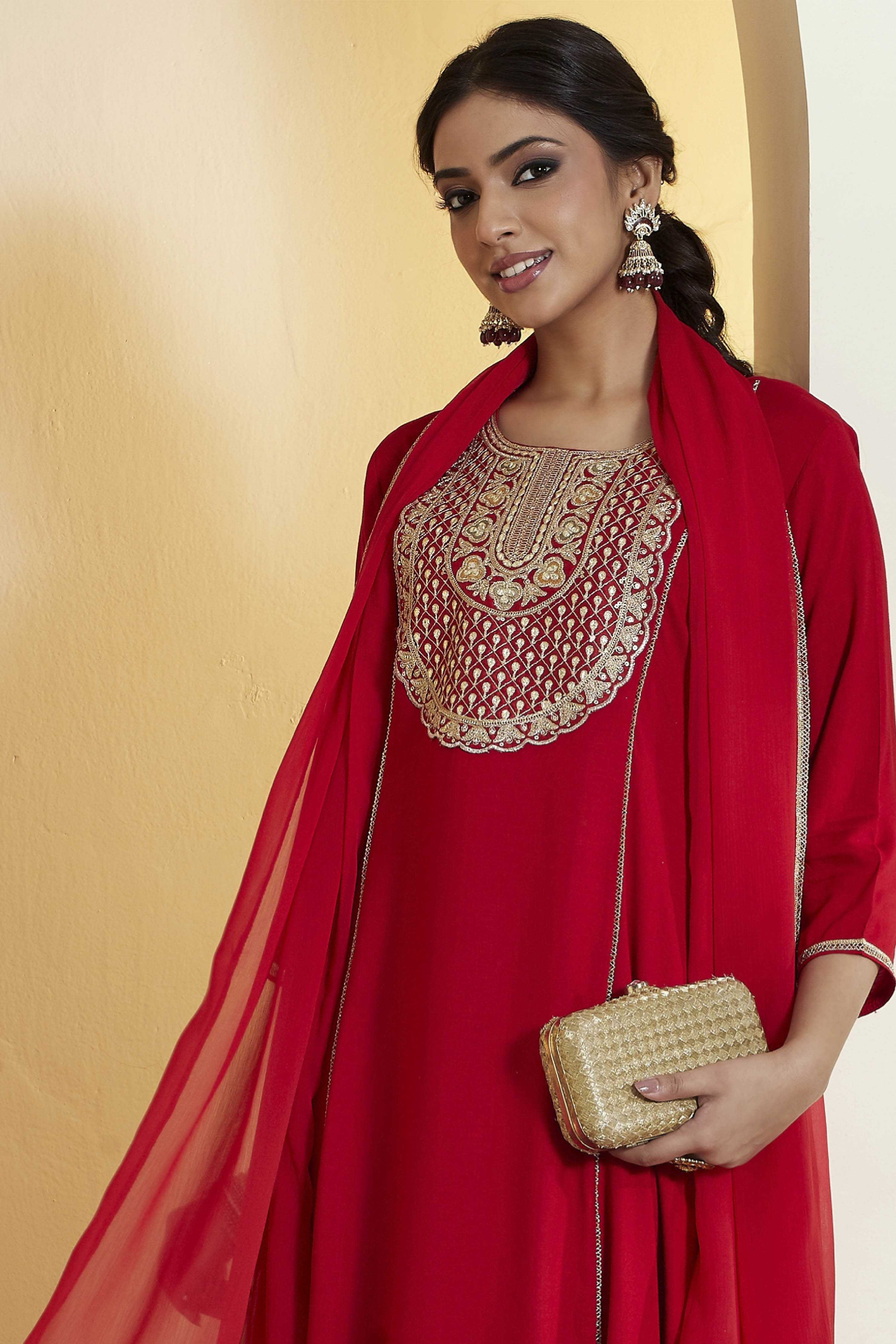 Black Viscose Rayon Yoke Design Straight Kurta Set image number 1