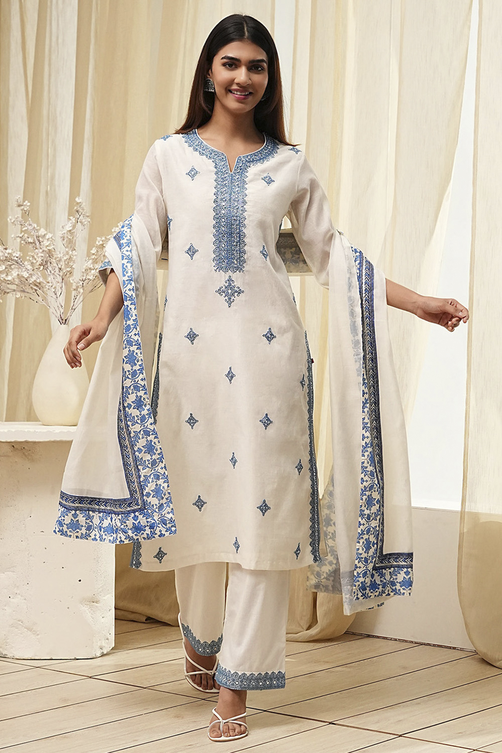 Pink Embroidered Straight Suit Set image number 6