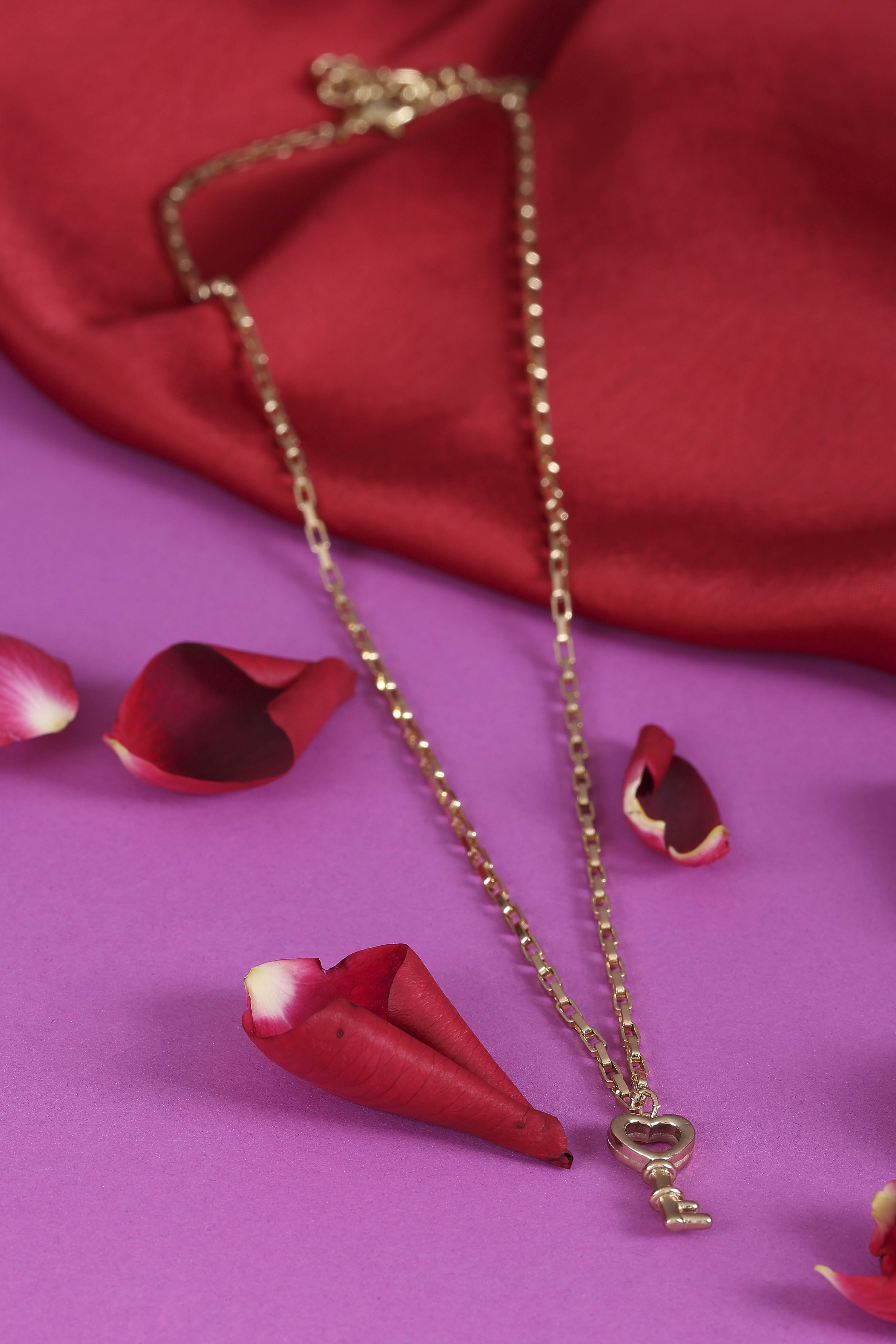 Gold Brass Necklace image number 0