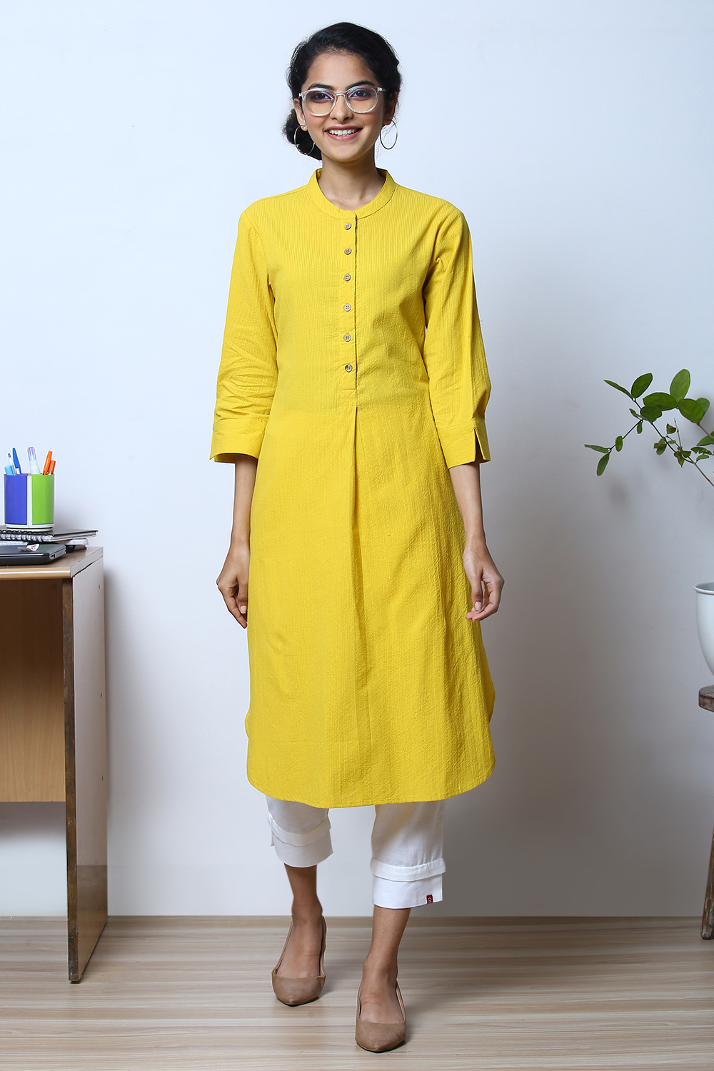 Navy Cotton Yarndyed Kurta image number 2