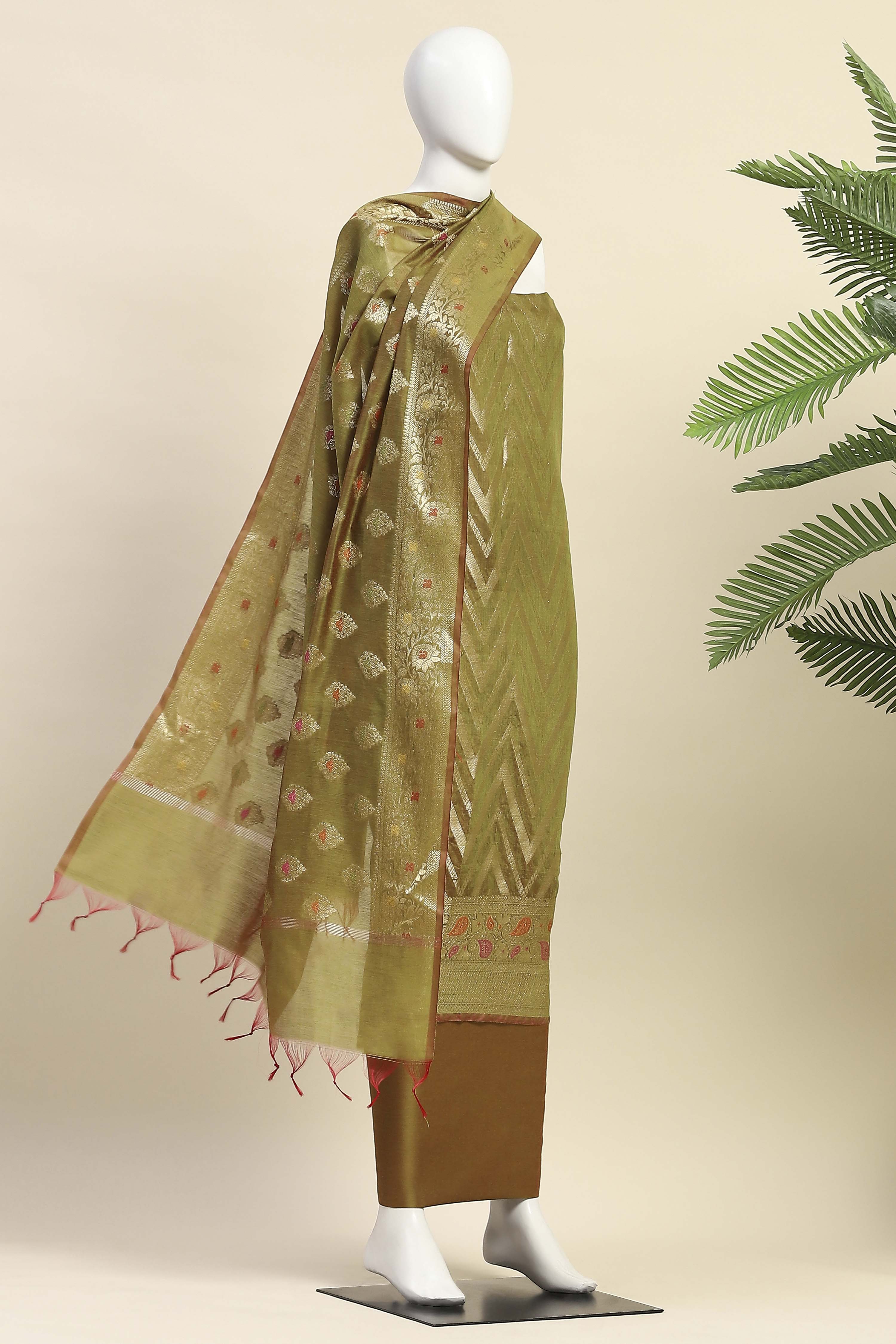 Red Cotton Printed Embroidered Unstitched Suit Set image number 4