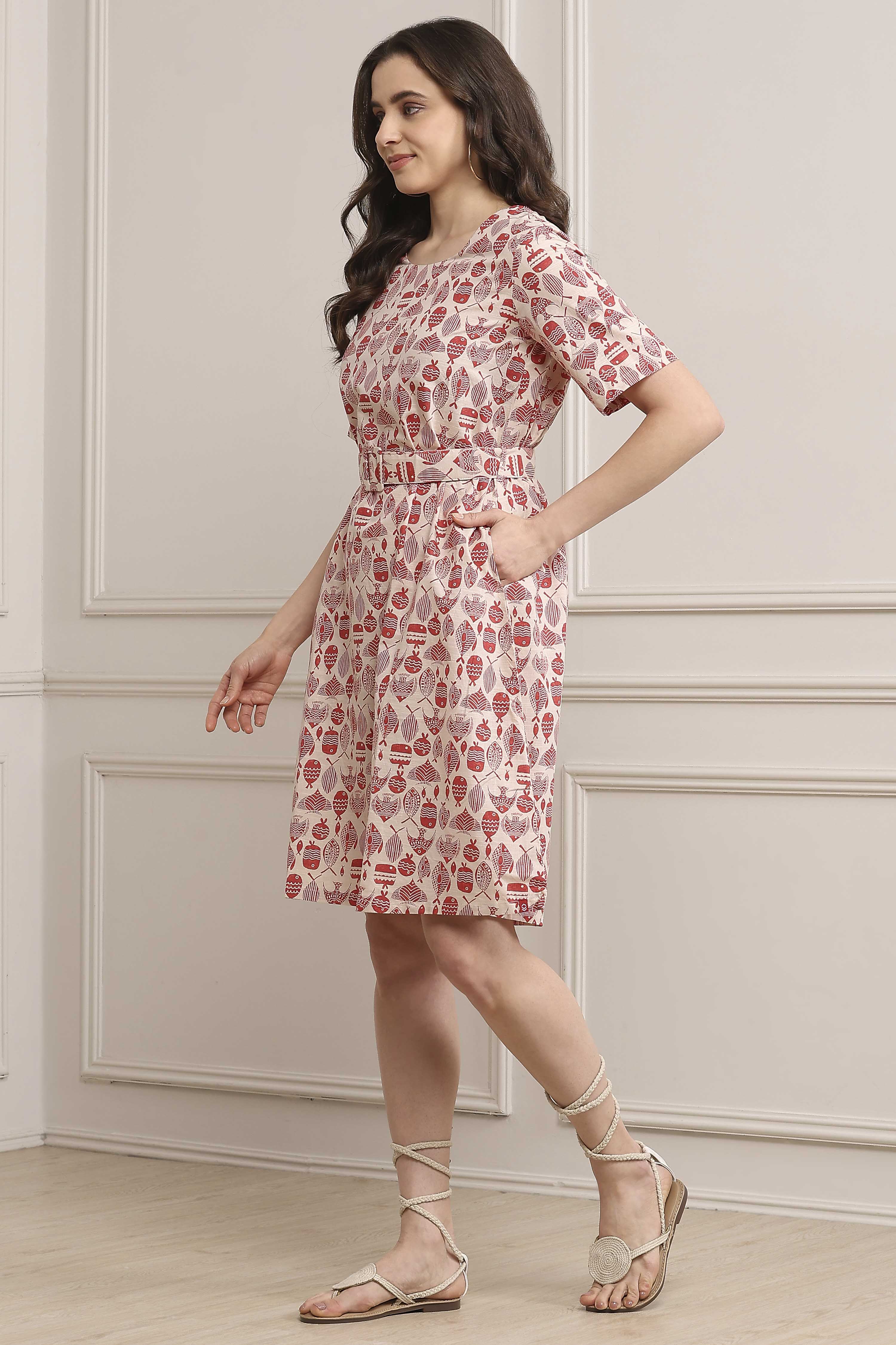 Coral Red Rayon Straight Printed Kurta image number 2