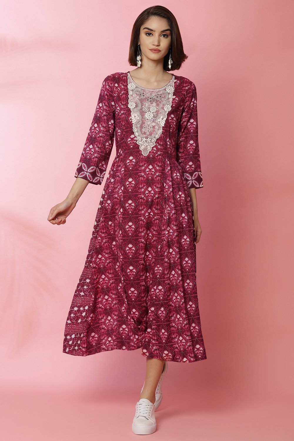 Magenta Rayon Flared Lace Printed Dress image number 3