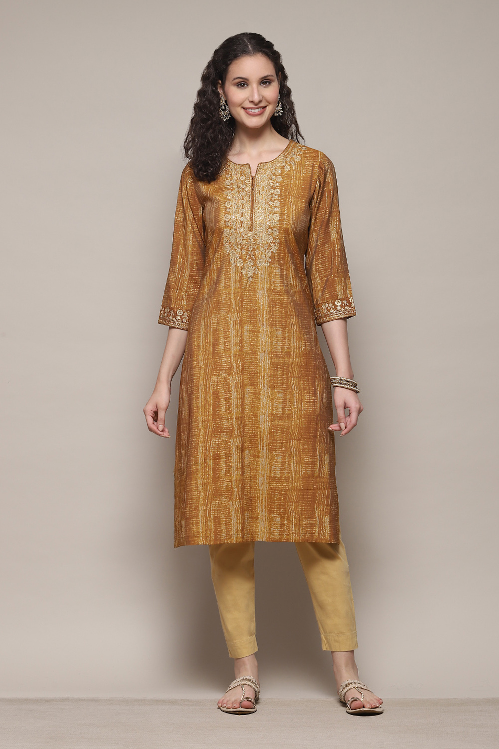 Wine Poly Viscose Straight Printed Kurta image number 3