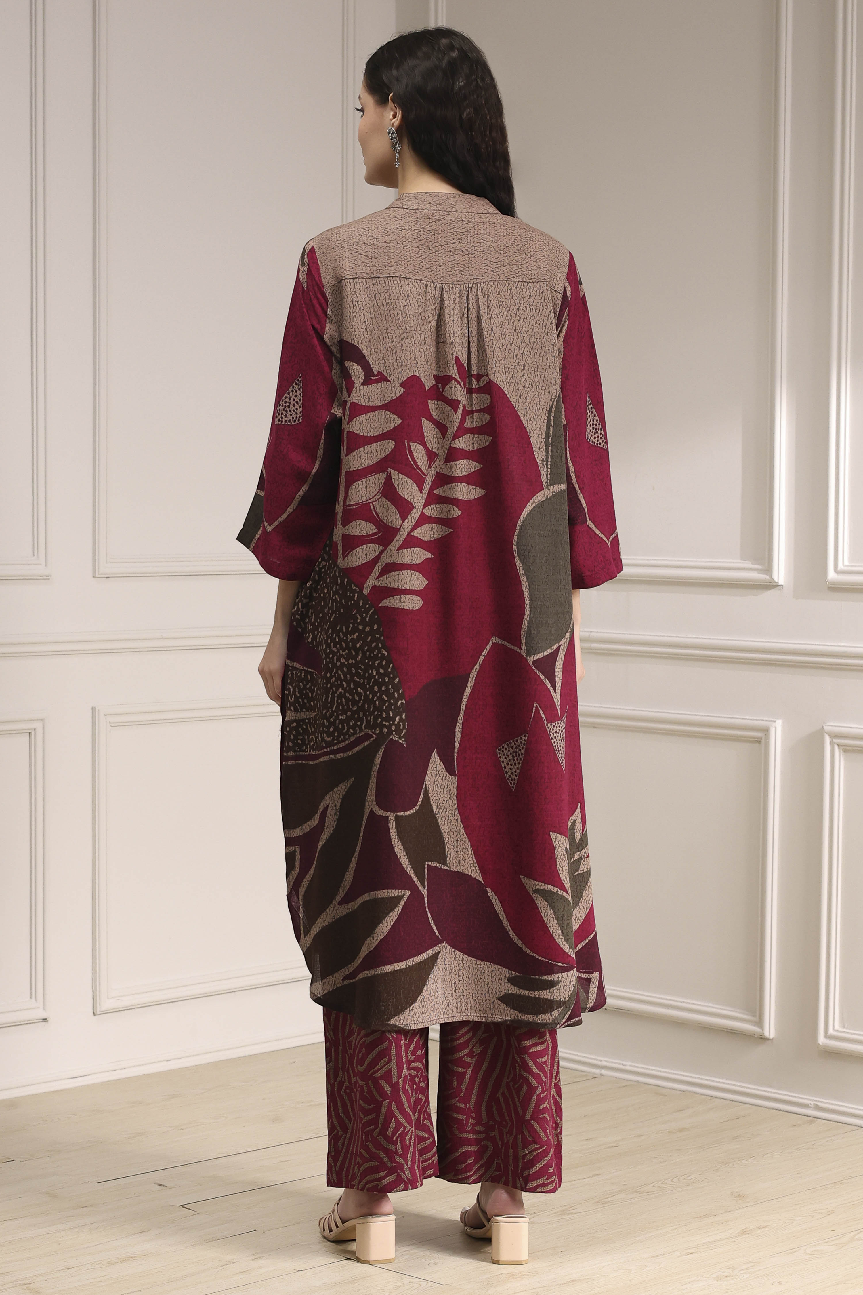 Berry Printed Straight Kurta Set image number 4