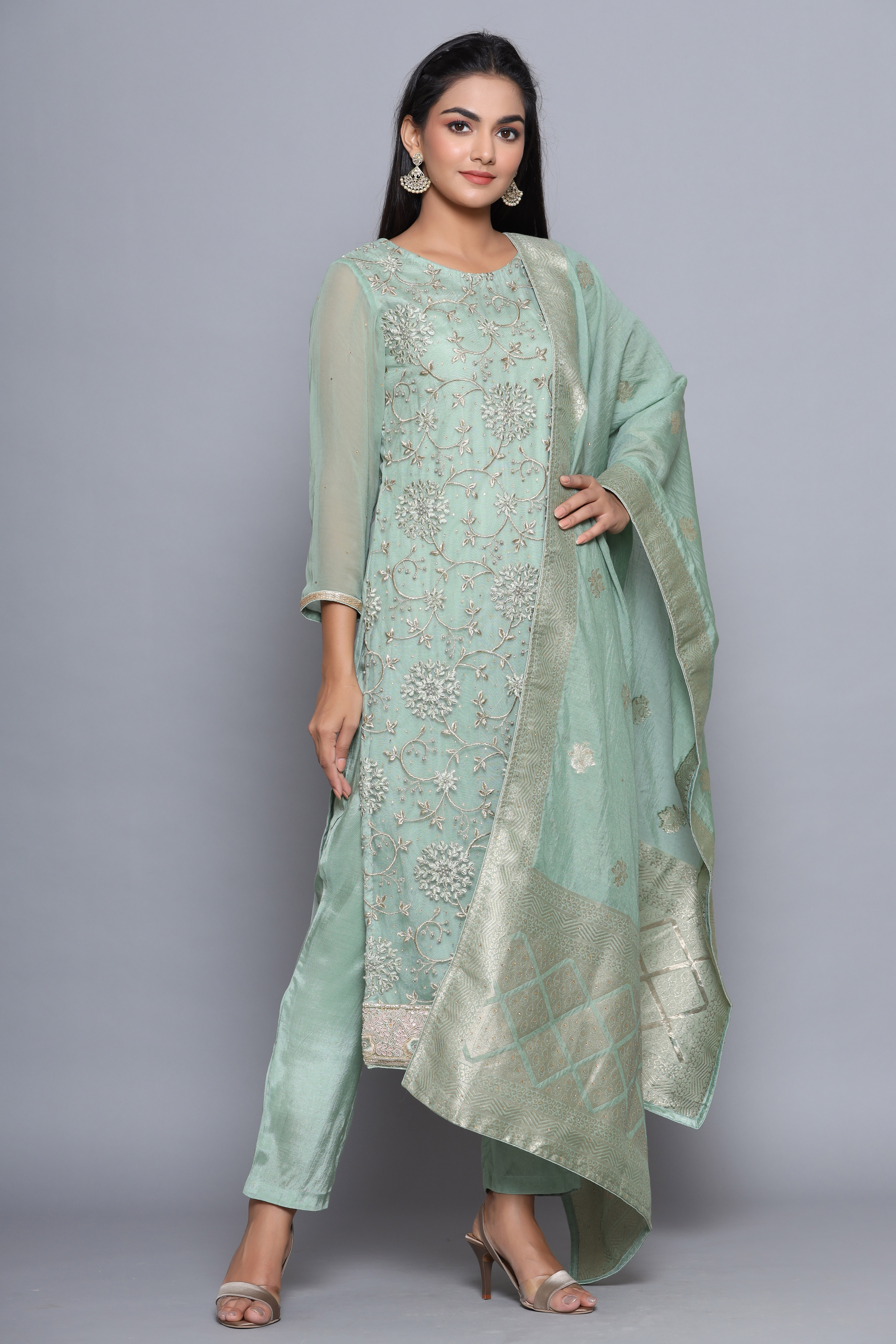 Pista Green Fancy NetÂ  Easy Stitch Suit Set image number 3