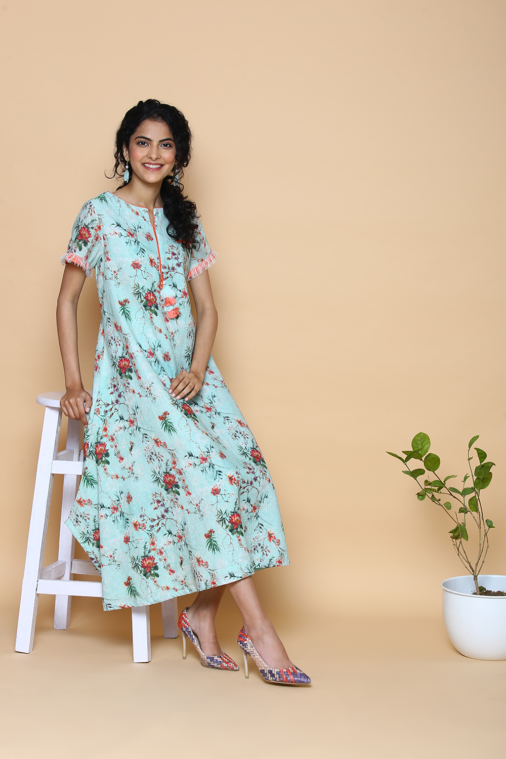 Mint Green Cotton Linen Printed Kurta image number 5