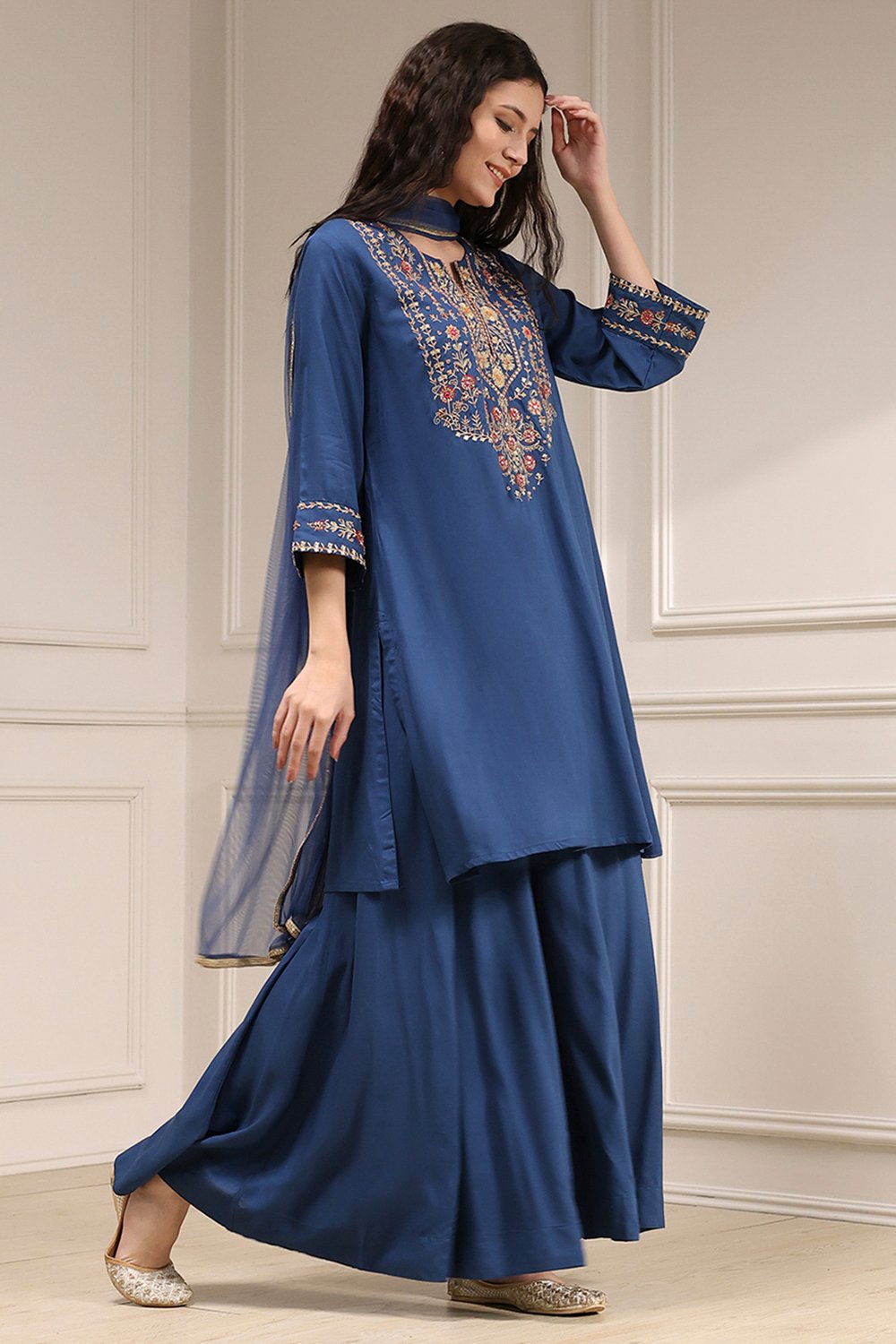 Navy Blue Embroidered Straight Suit Set image number 5