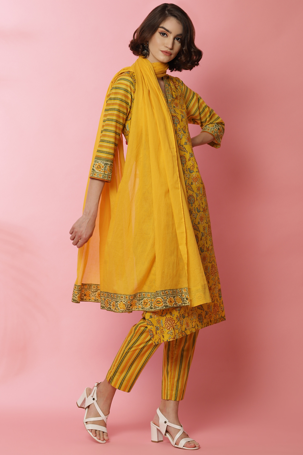 Mustard Cotton Straight Kurta Slim Pant Suit Set image number 0