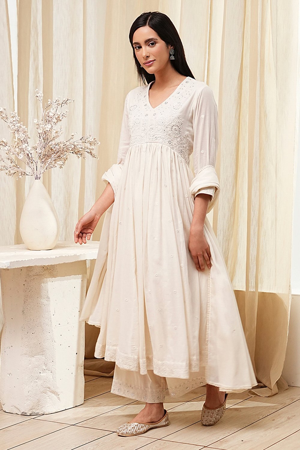 Off-White Cotton Embroidered Gathered Suit Set image number 3