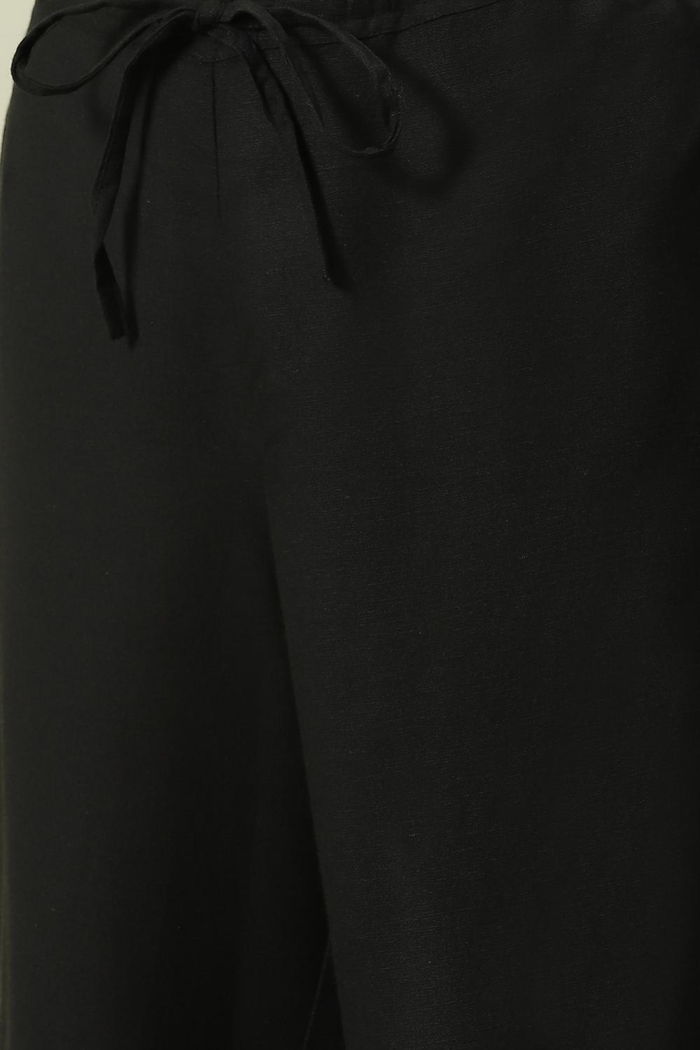 Black Solid Straight Kurta Regular Pant Suit Set image number 2