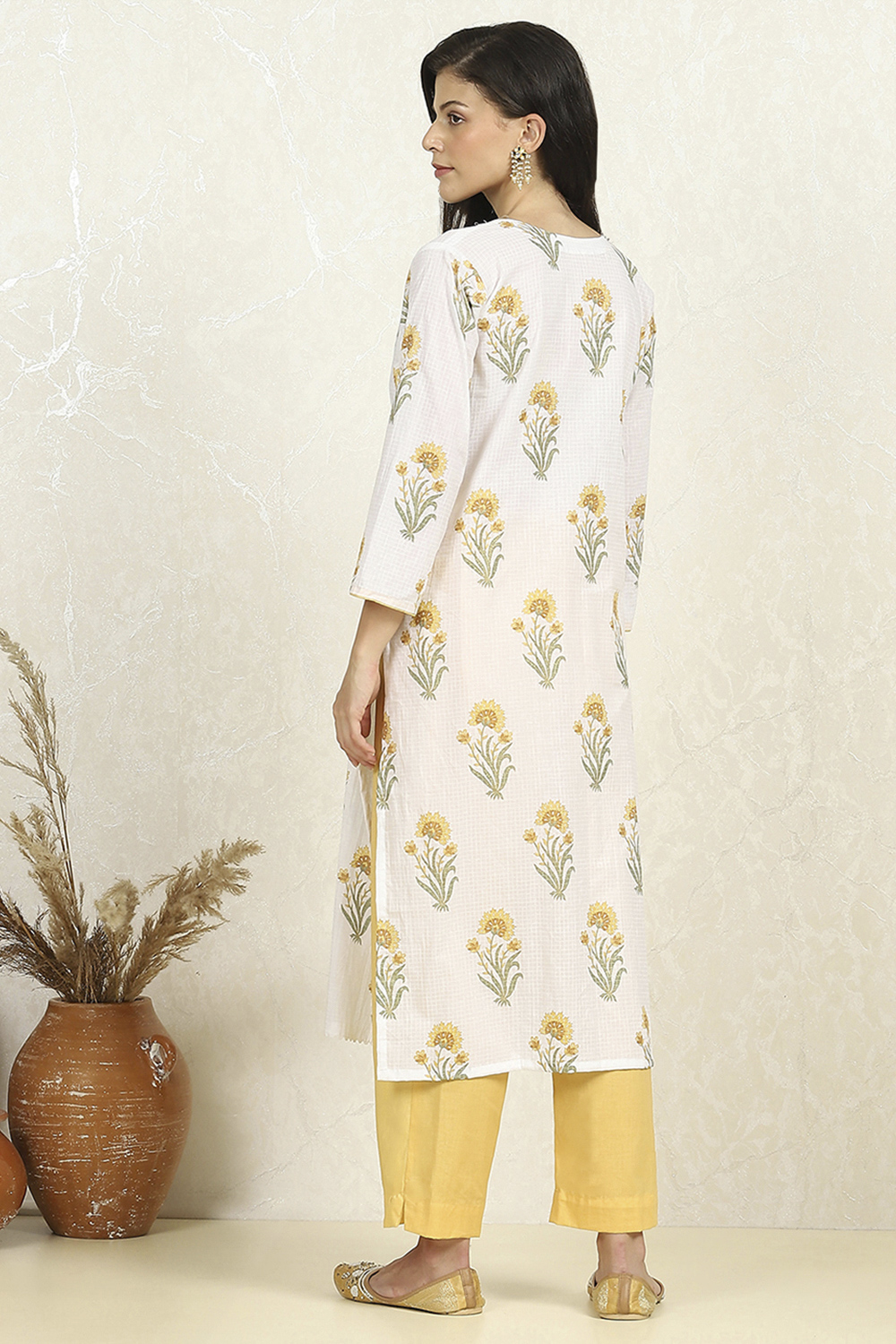 Blue Cotton Unstitched Suit Set image number 5