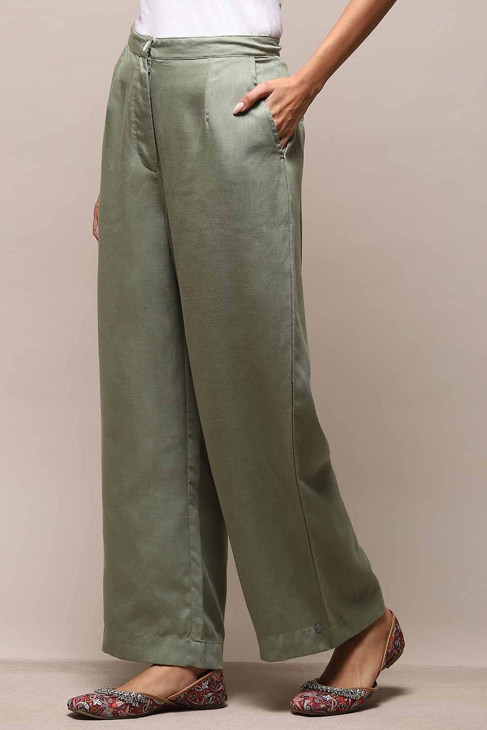 Green Bay Cotton Straight Solid Pants image number 2