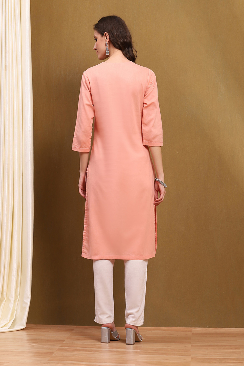 Green Cotton Blend Solid Straight Kurta image number 3