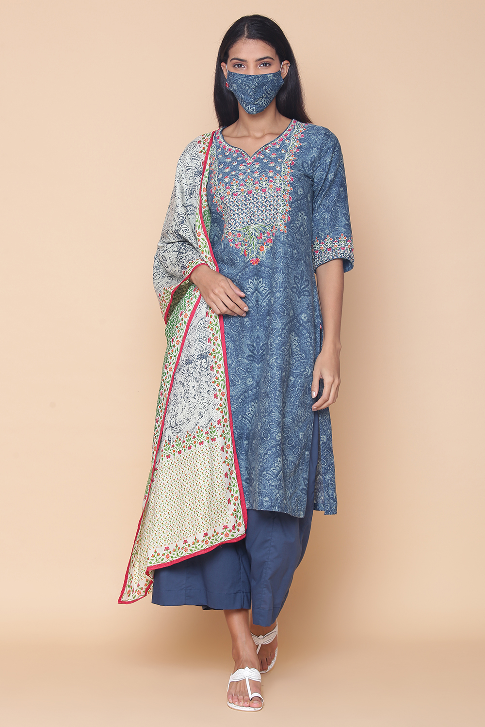 Blue Cotton Straight Kurta Flared Palazzo Suit Set image number 5