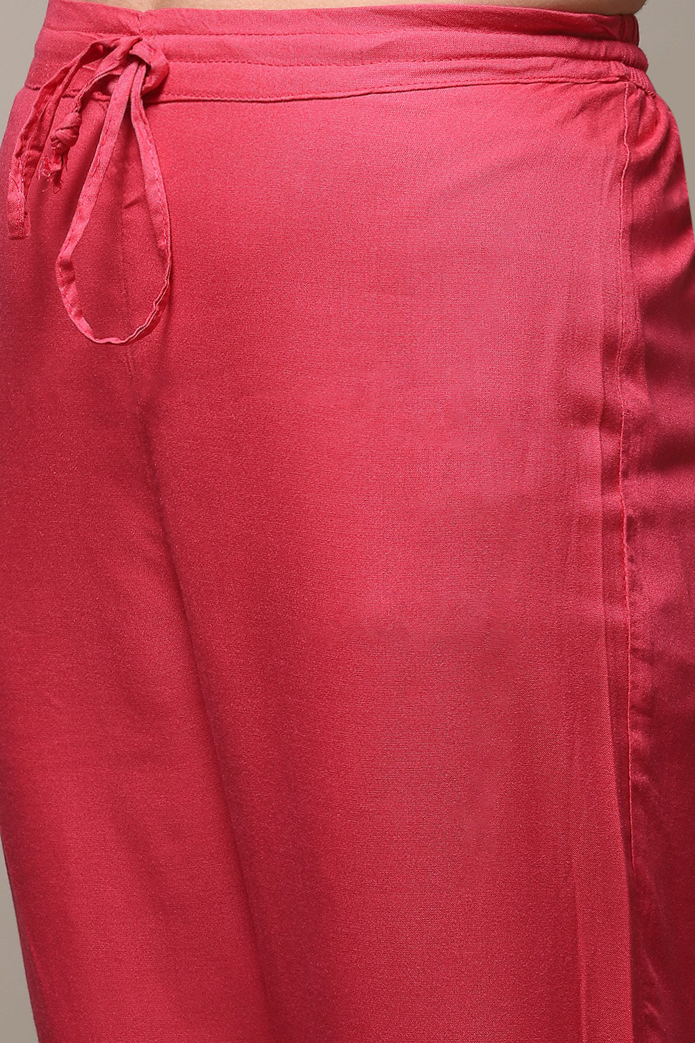 Fuschia Rayon Straight Kurta Regular Pant Suit Set image number 2