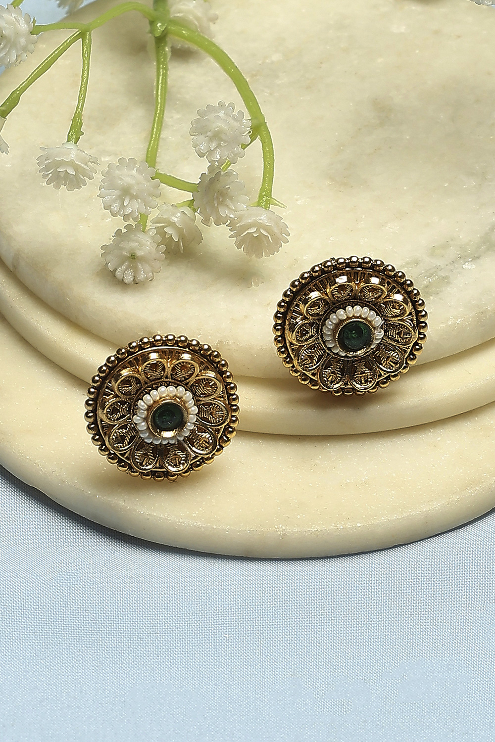 Green Stone Earrings image number 0