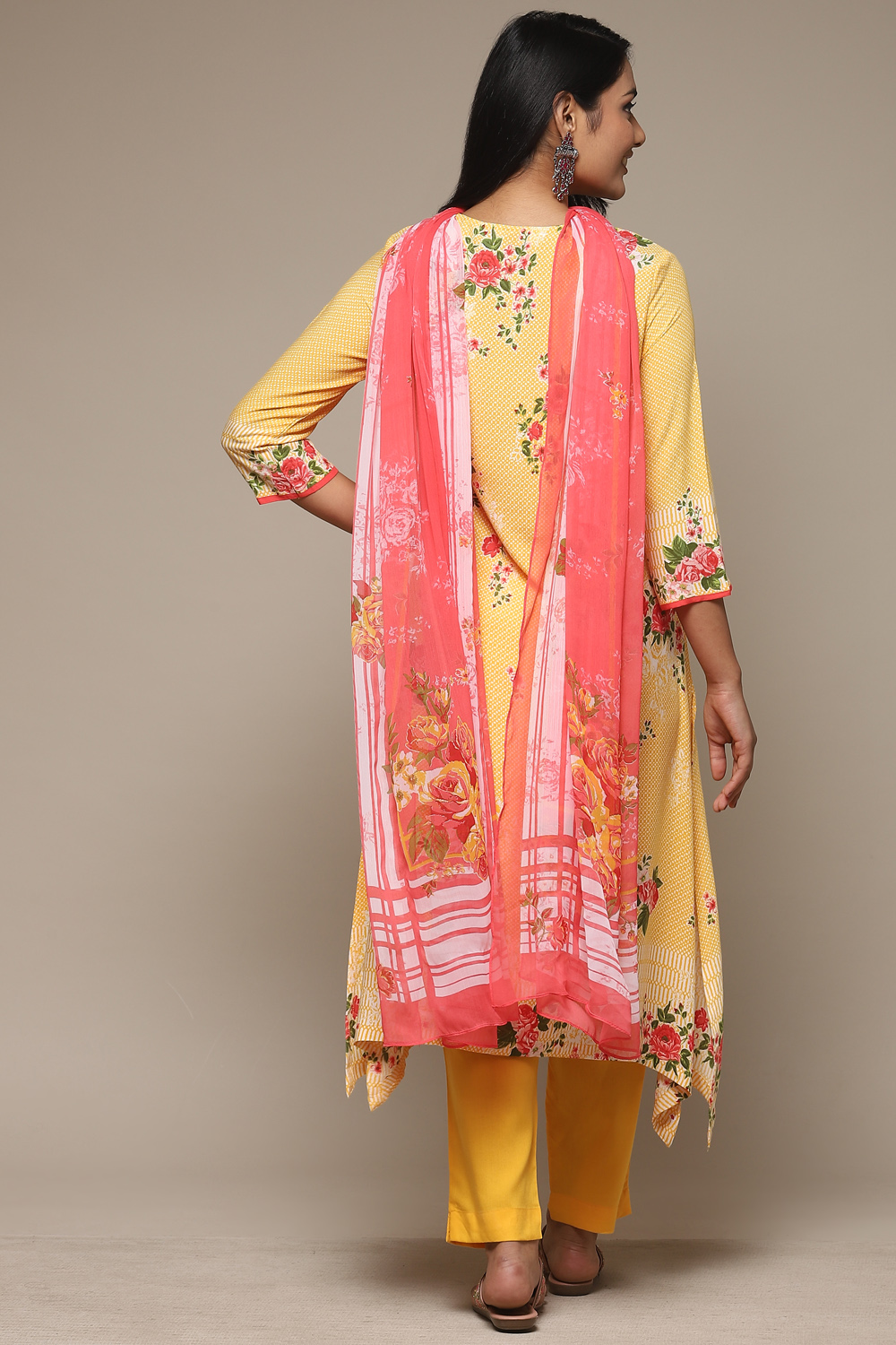 Yellow Viscose A-Line Kurta Pants Suit Set image number 4